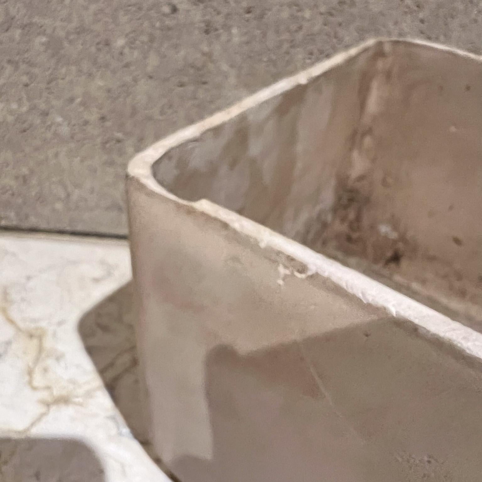 1960s Architectural Pottery Square Bisque Planter Style John Follis In Good Condition For Sale In Chula Vista, CA