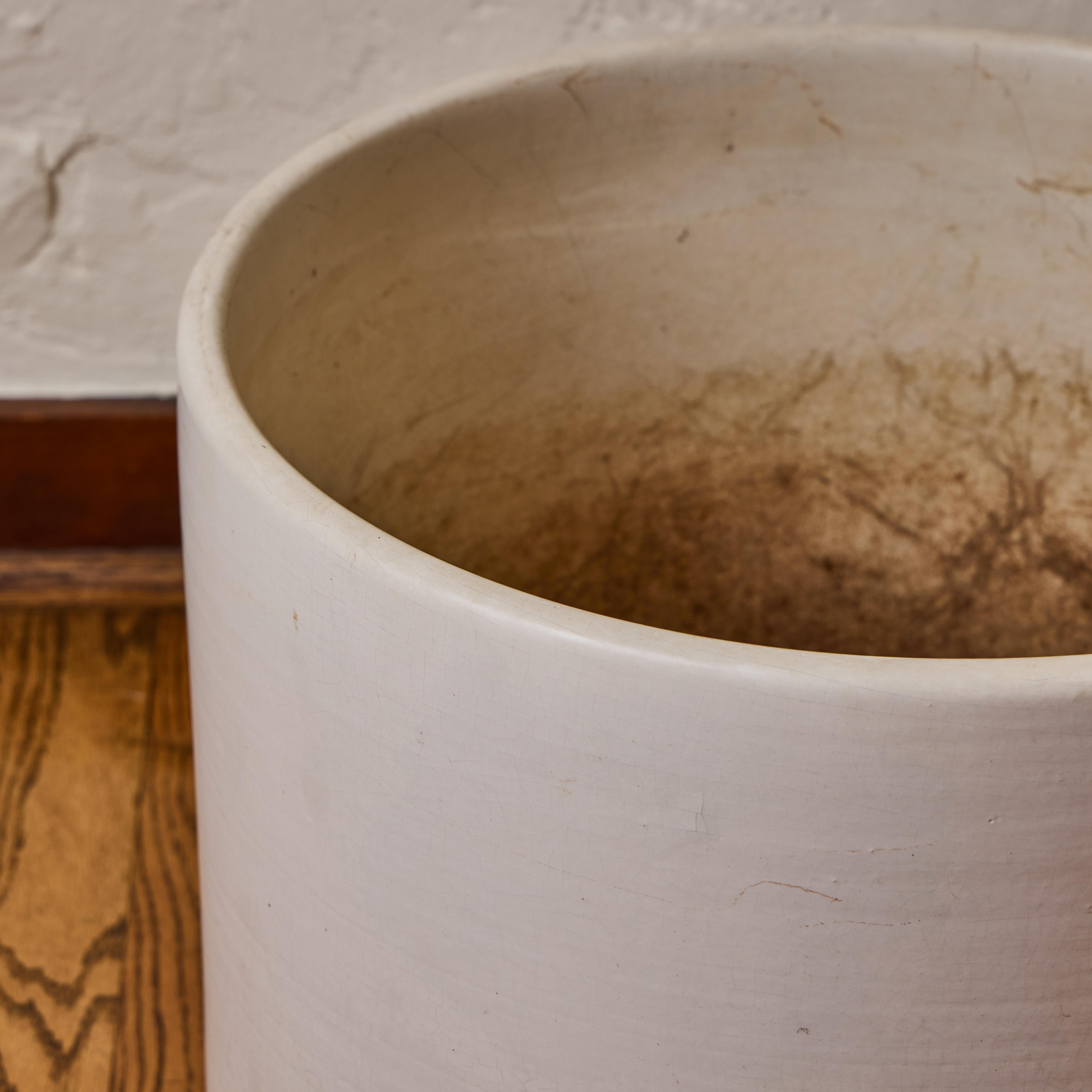 1960s Architectural Pottery White Ceramic Planter Attributed to Lagardo Tackett For Sale 1