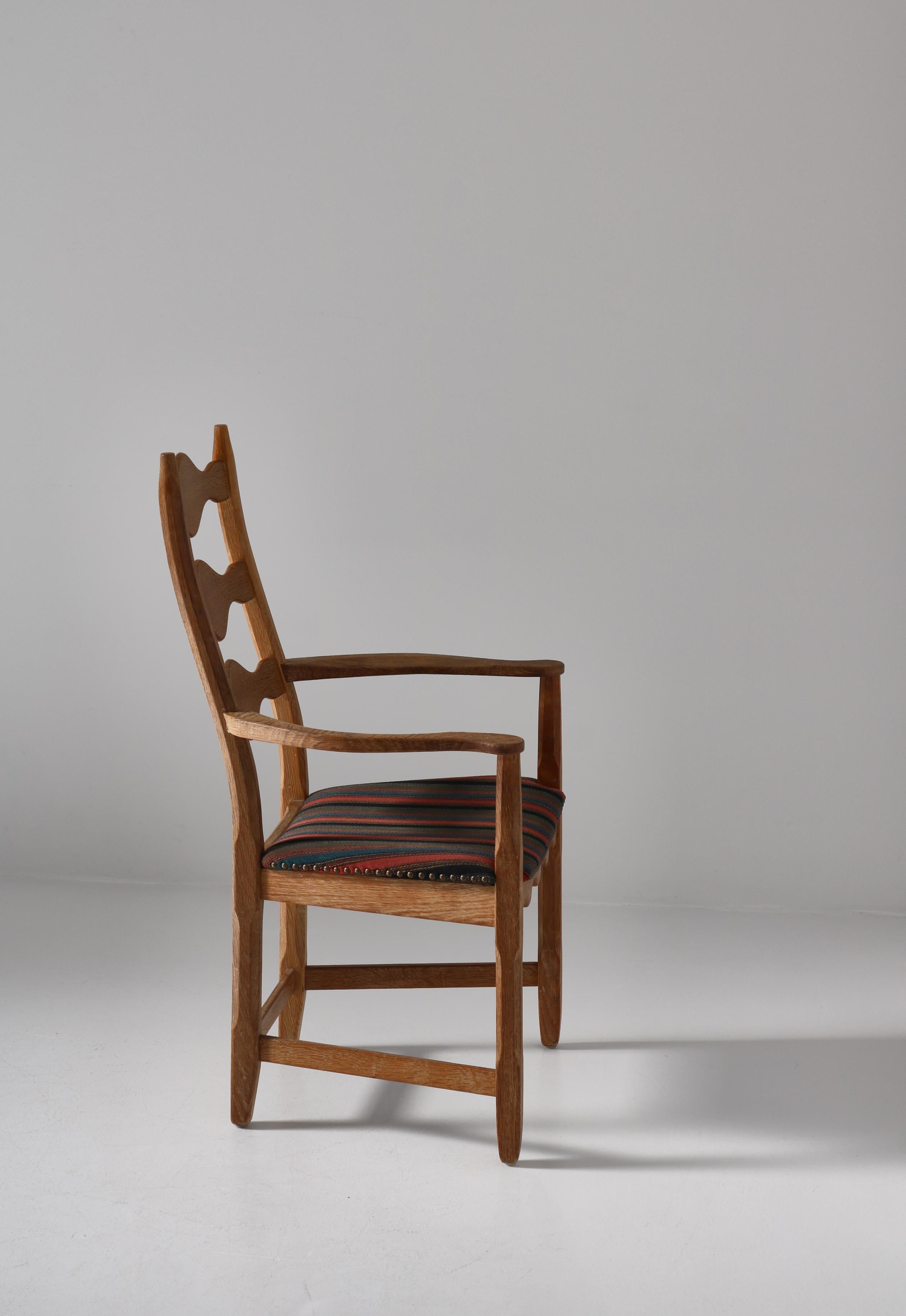 1960s Arm Chair in Oak & Wool Fabric by Henry Kjærnulff, Danish Modern In Good Condition For Sale In Odense, DK