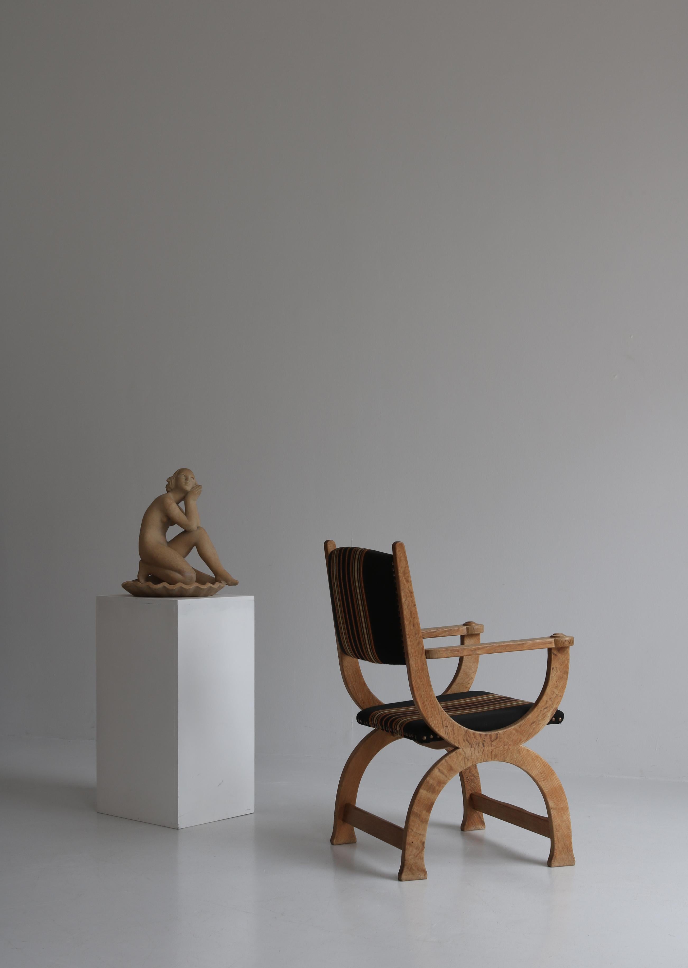 1960s, Arm Chair in Quartersawn Oak & Olmerdug by Henry Kjærnulff, Danish Modern For Sale 8