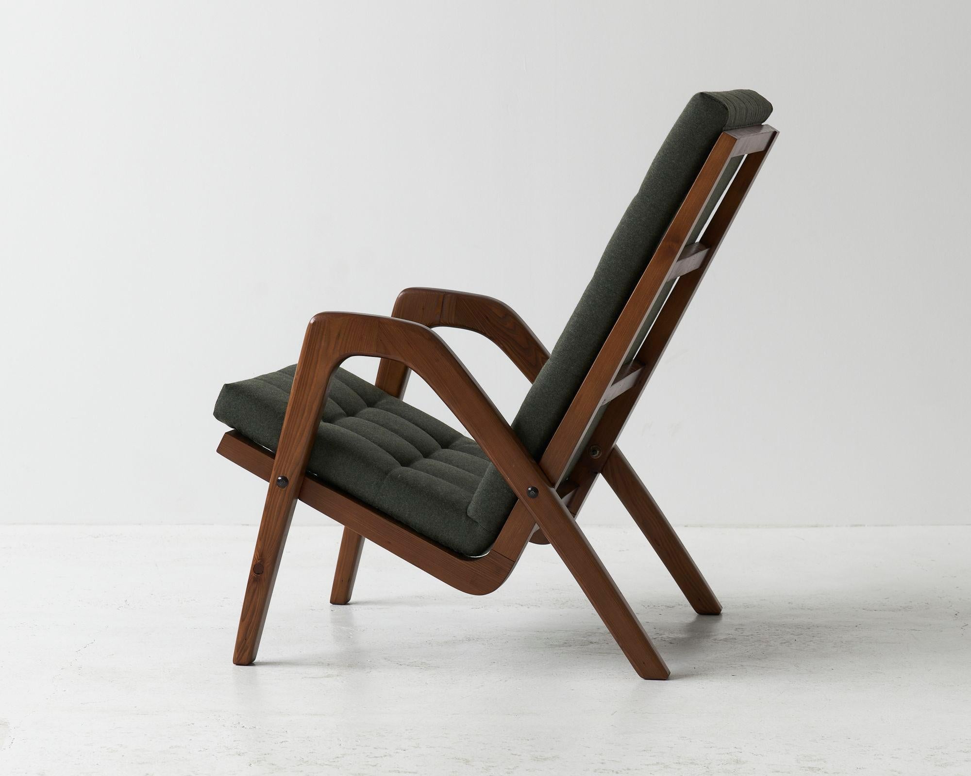 Czech 1960s armchair by Jan Vanek for Uluv For Sale
