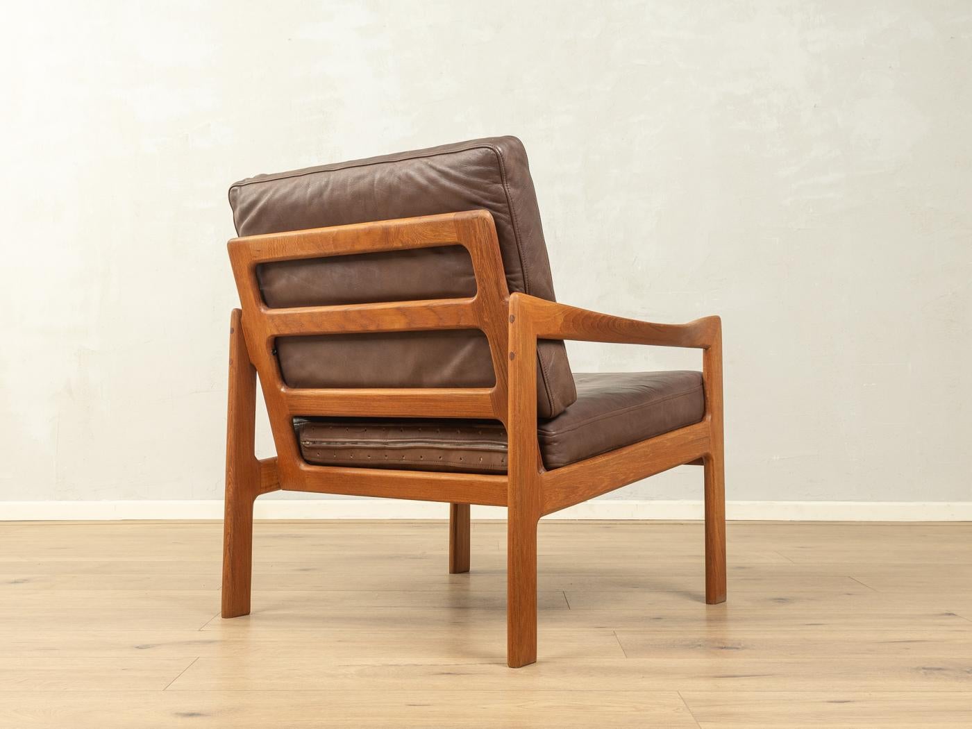 Sillón de los años 60 diseñado por Illum Wikkelsø, Made in Denmark Moderno de mediados de siglo en venta