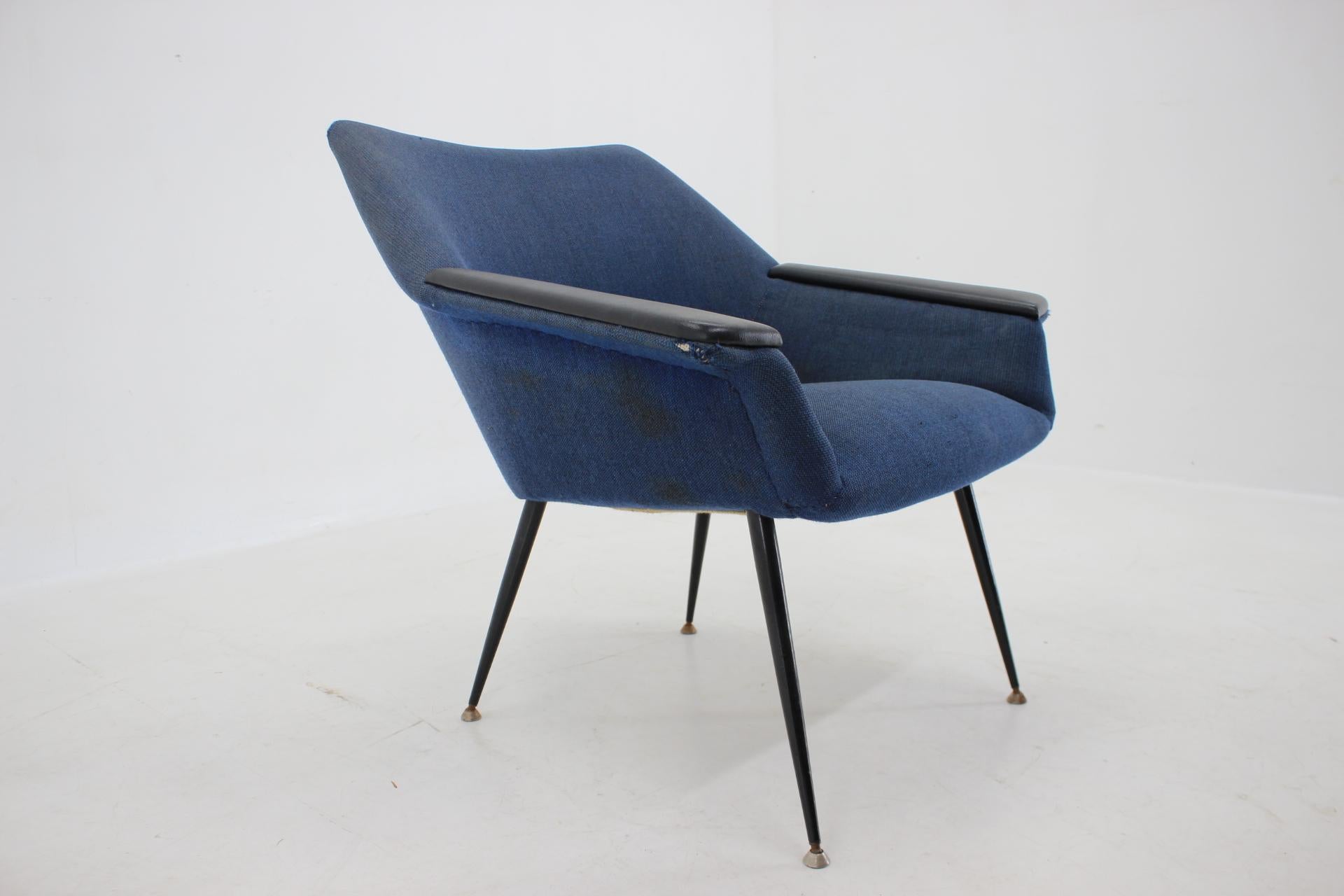 1960s Armchair, Italy In Good Condition For Sale In Praha, CZ