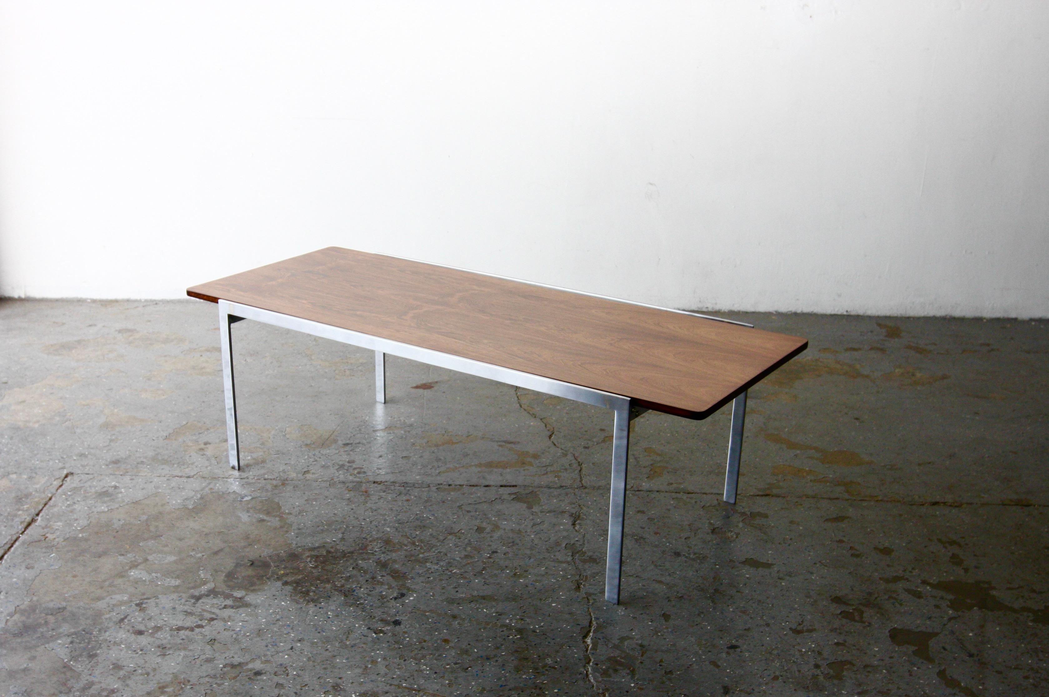 Mid-20th Century 1960’s Arne Jacobsen for Fritz Hansen 3051 Rosewood Coffee Table For Sale