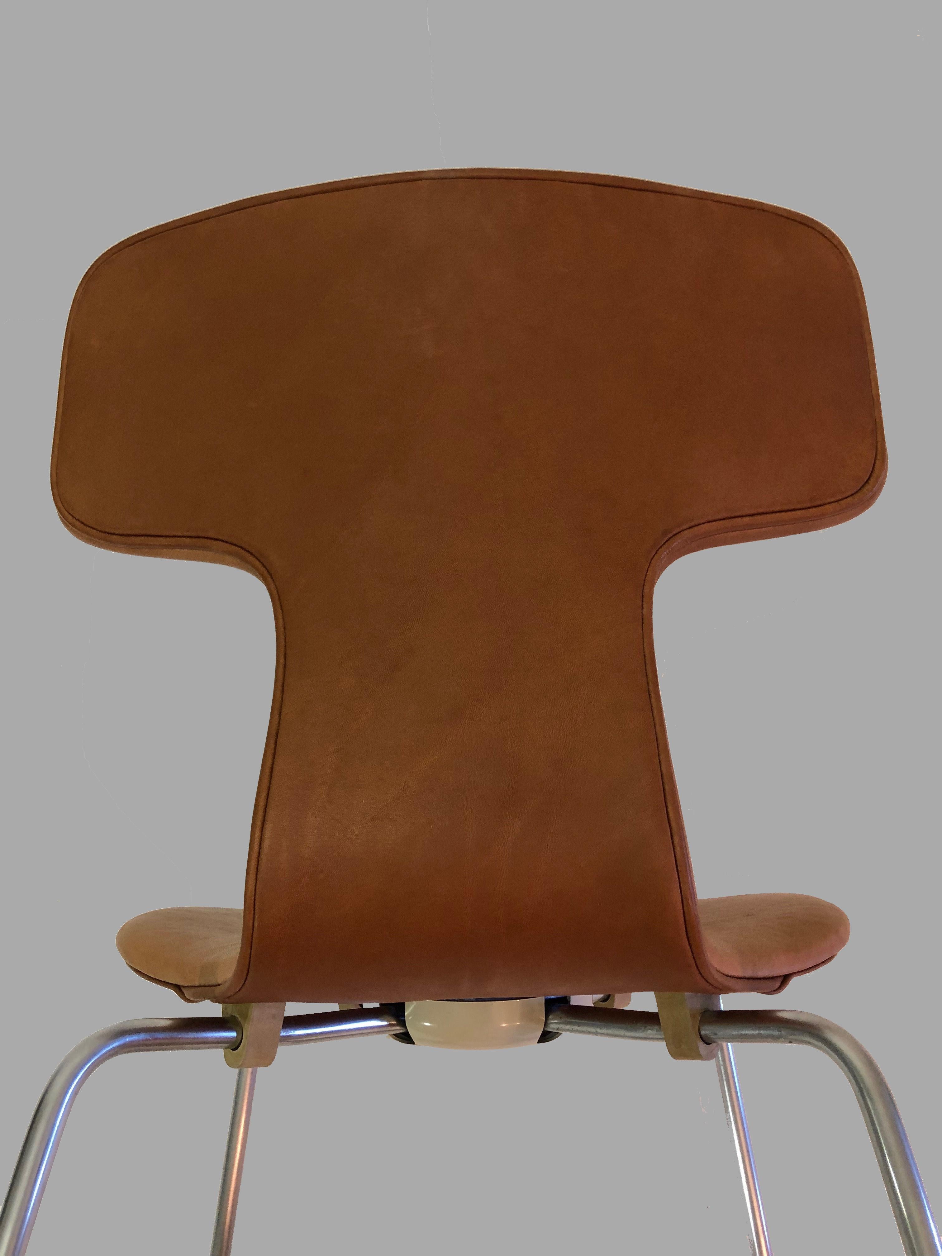 Mid-20th Century 1960s Arne Jacobsen Set of Eight Reupholstered T Chairs or Hammer Chairs  For Sale