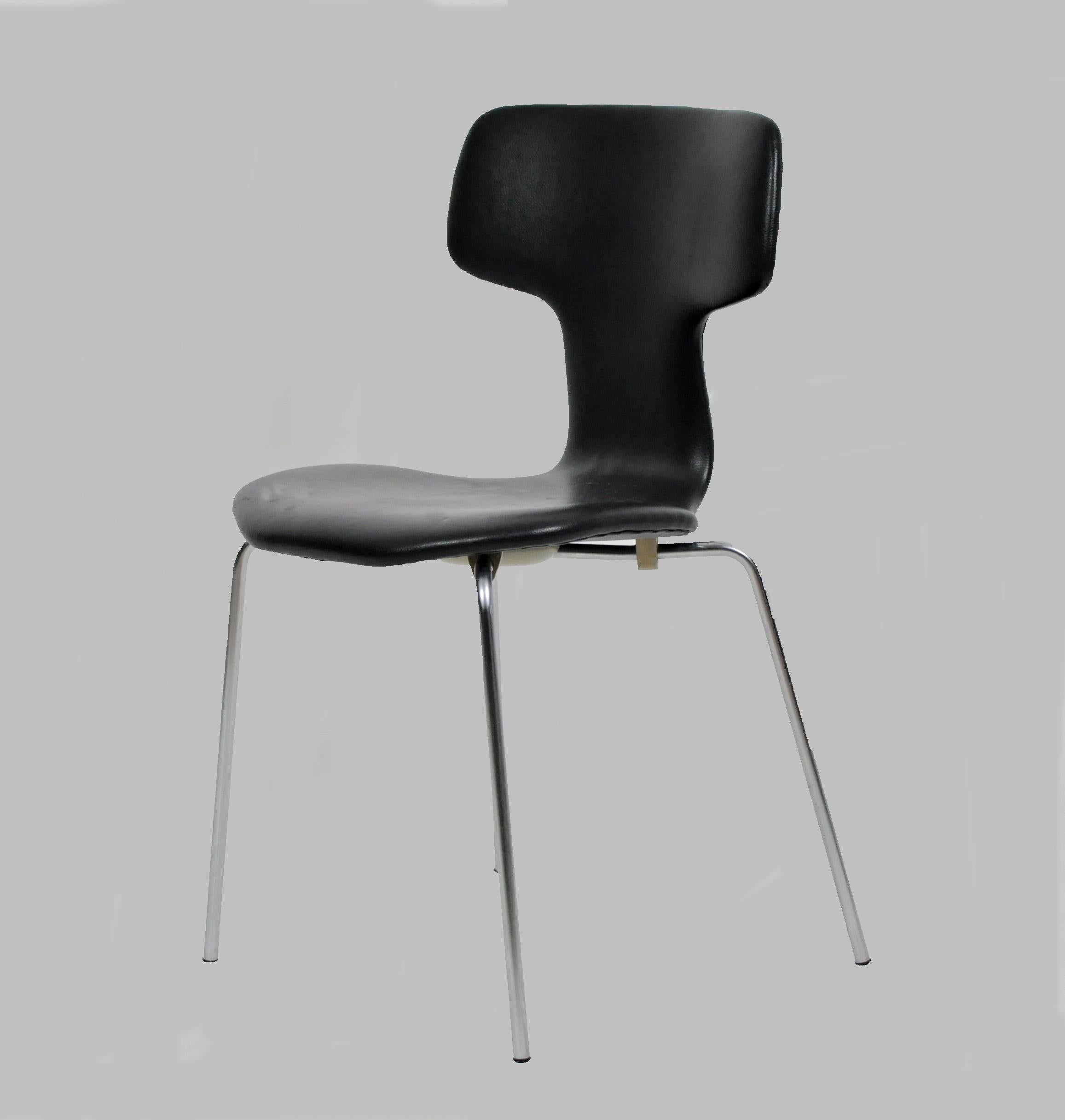 Scandinavian Modern 1960s Arne Jacobsen Set of Six T Chairs or Hammer Chairs by Fritz Hansen For Sale