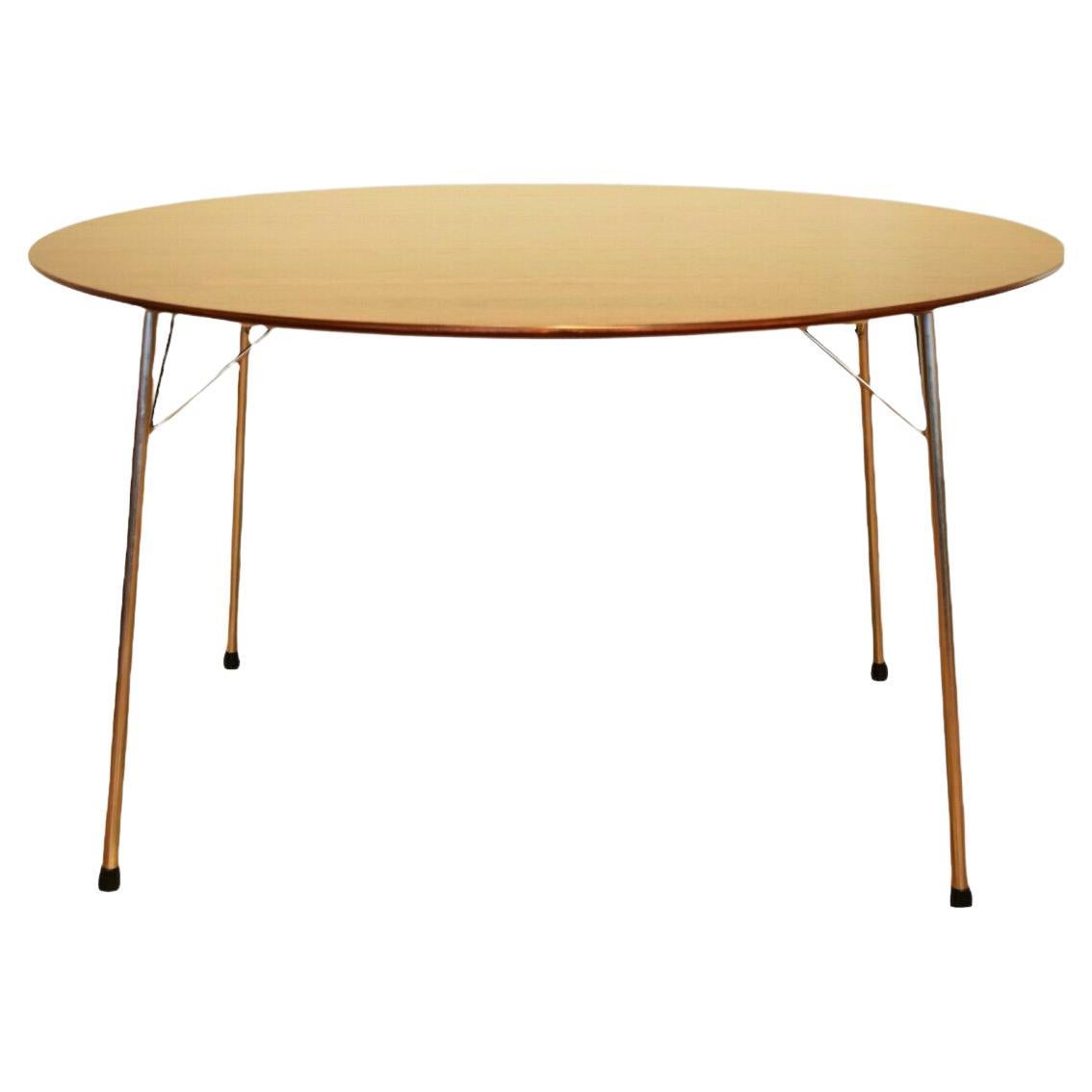 Arne Jacobson Model 3600 Rosewood Round Dining Table for Fritz Hansen, 1960's