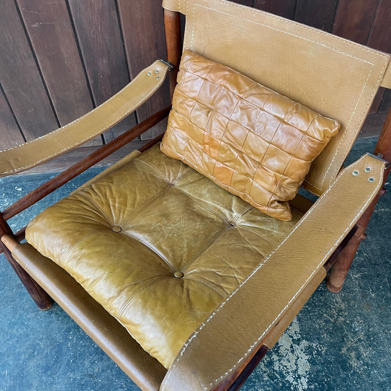 Colombian 1960s Arne Norell Rosewood Leather Sling Sirocco Safari Lounge Chair Mid-Century For Sale
