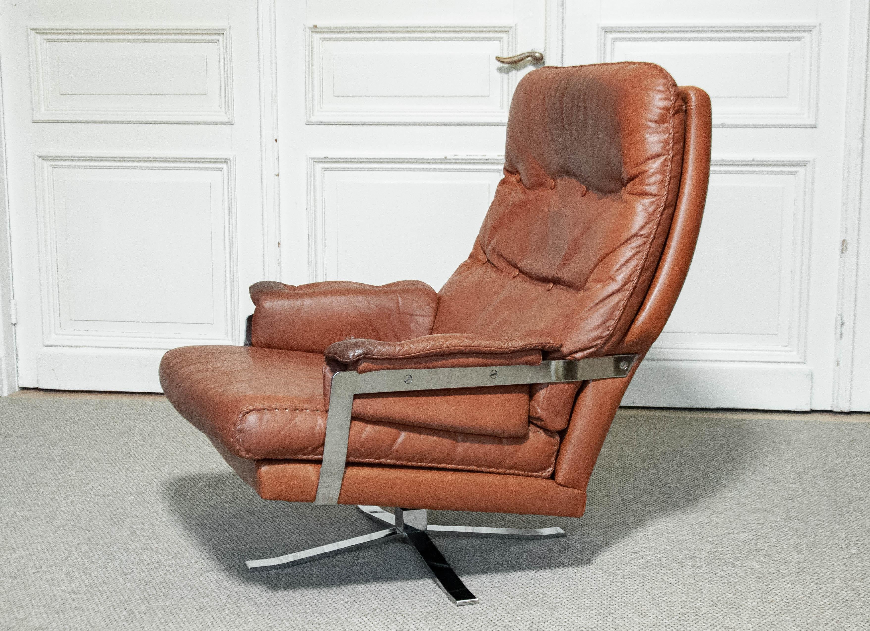 1960s Arne Norell Swivel Lounge Chair for Vatne, Norway In Good Condition For Sale In Silvolde, Gelderland