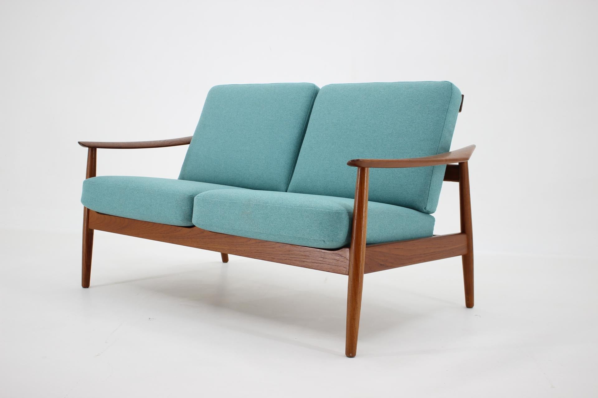 Mid-Century Modern 1960s Arne Vodder 2-Seat Sofa for France & Søn, Denmark