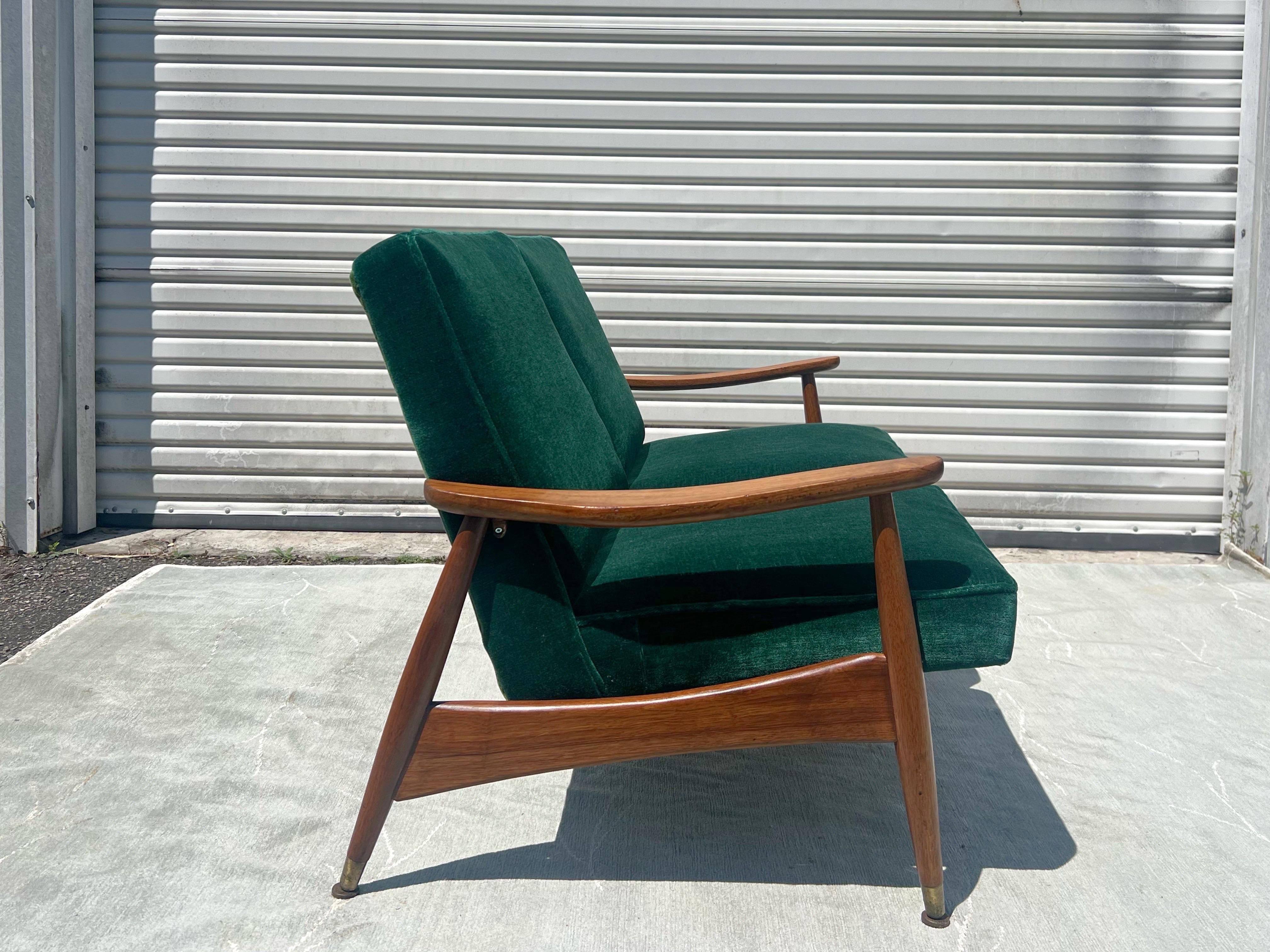 Metal 1960s Arne Vodder Attributed 2 Seater Lounger Sofa in Green Mohair For Sale