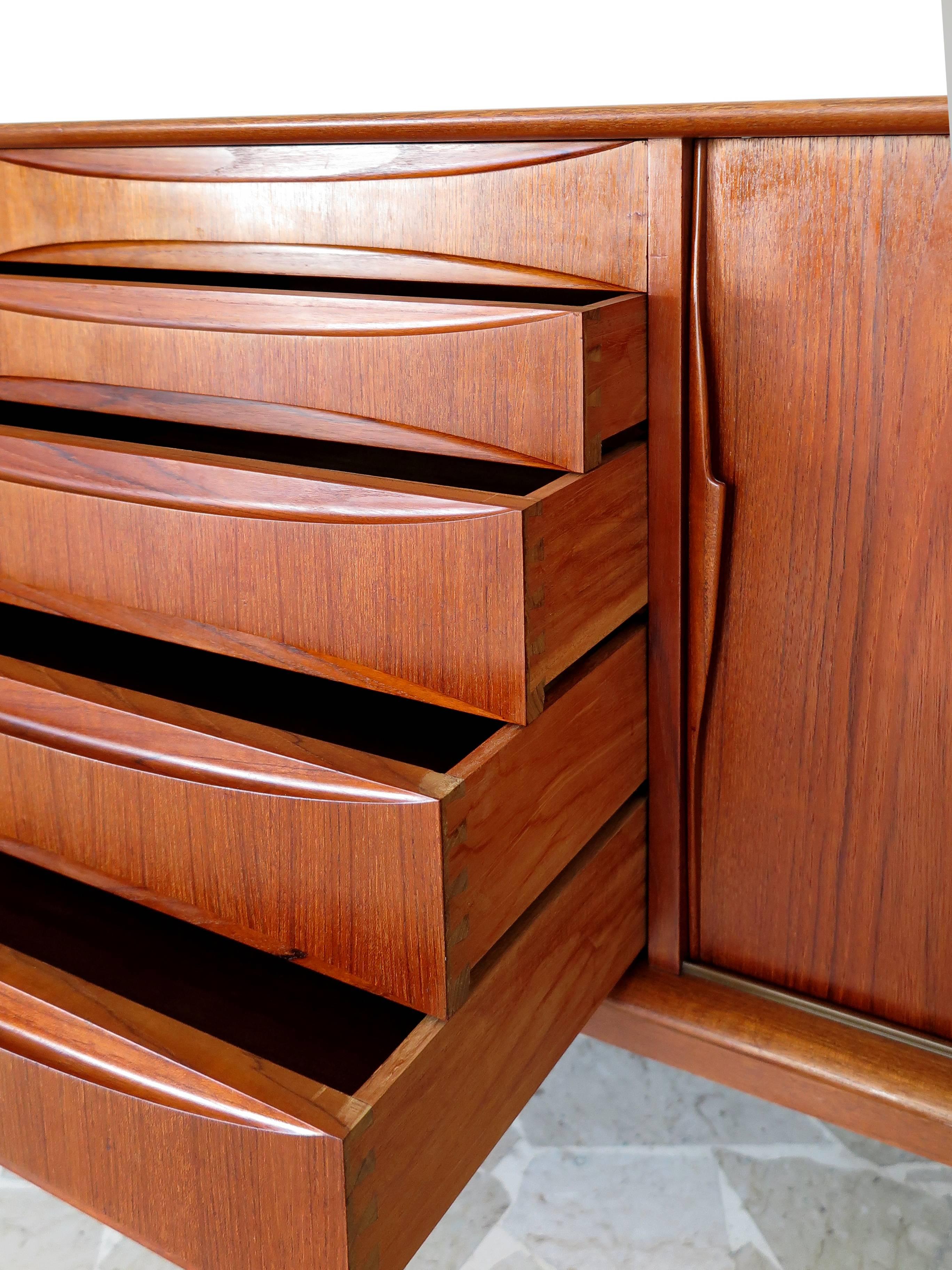 1960s Arne Vodder Danish and Scandinavian Midcentury Design Teak Sideboard 6