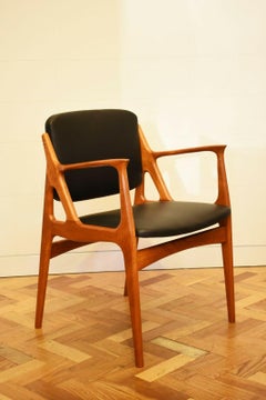 1960s Arne Vodder 'Ella' Armchair in Teakwood and Leather for Vamo