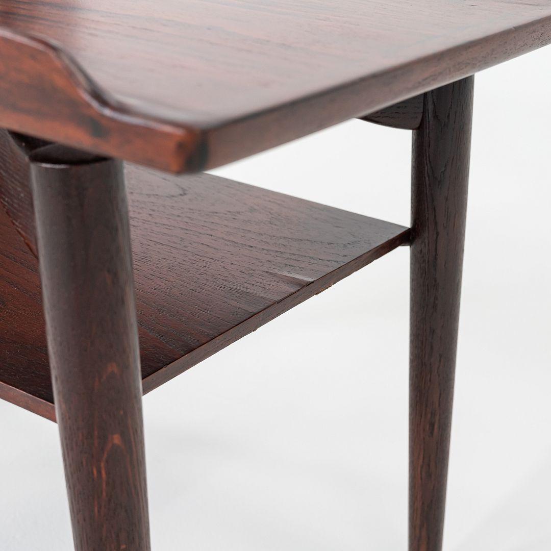1960 Arne Vodder pour George Tanier T9 Table d'appoint / de chevet en teck et Oak en vente 3