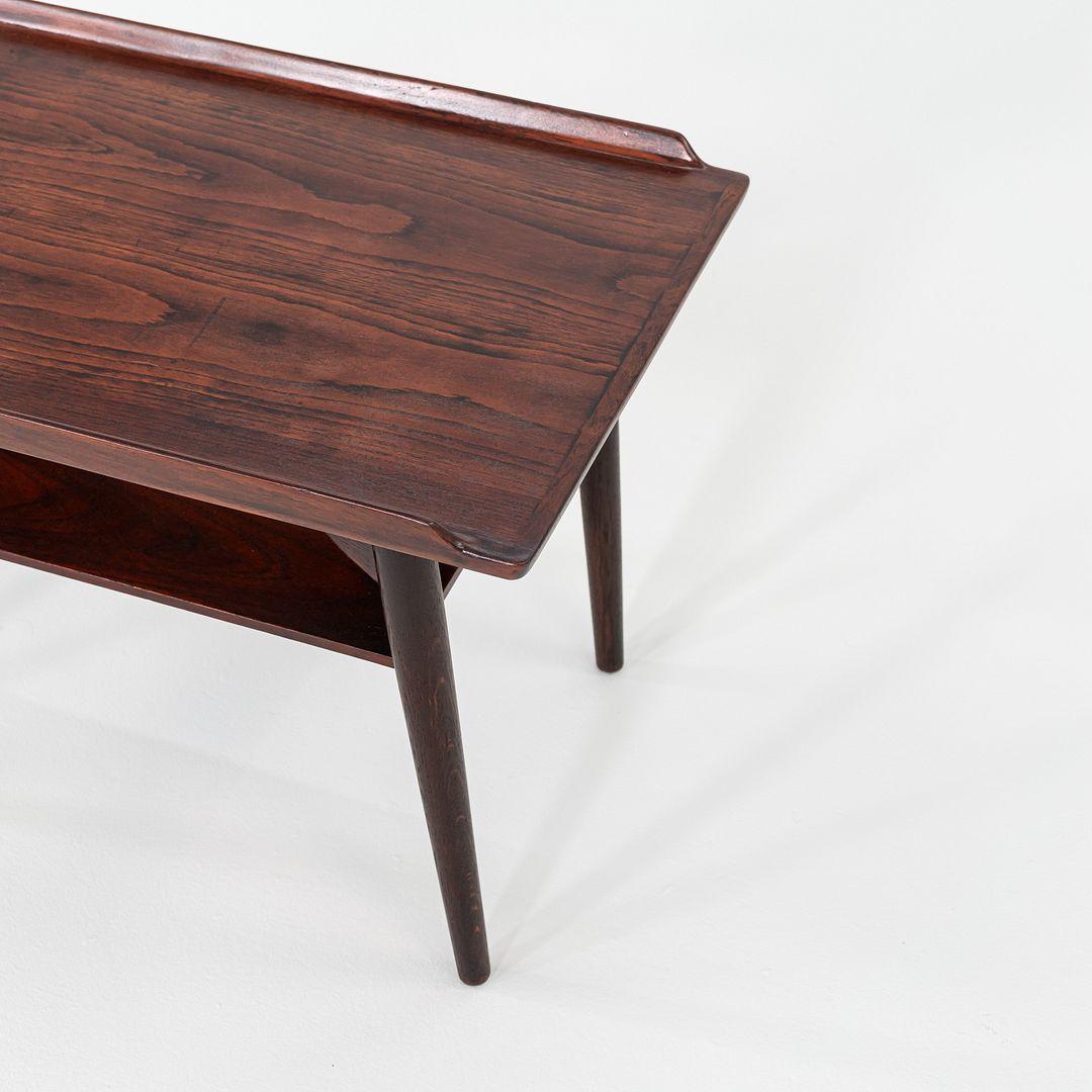 1960 Arne Vodder pour George Tanier T9 Table d'appoint / de chevet en teck et Oak en vente 4