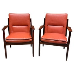 1960s Arne Vodder Sibast Mobler Two Rosewood 431 Armchairs in Salmon Denmark