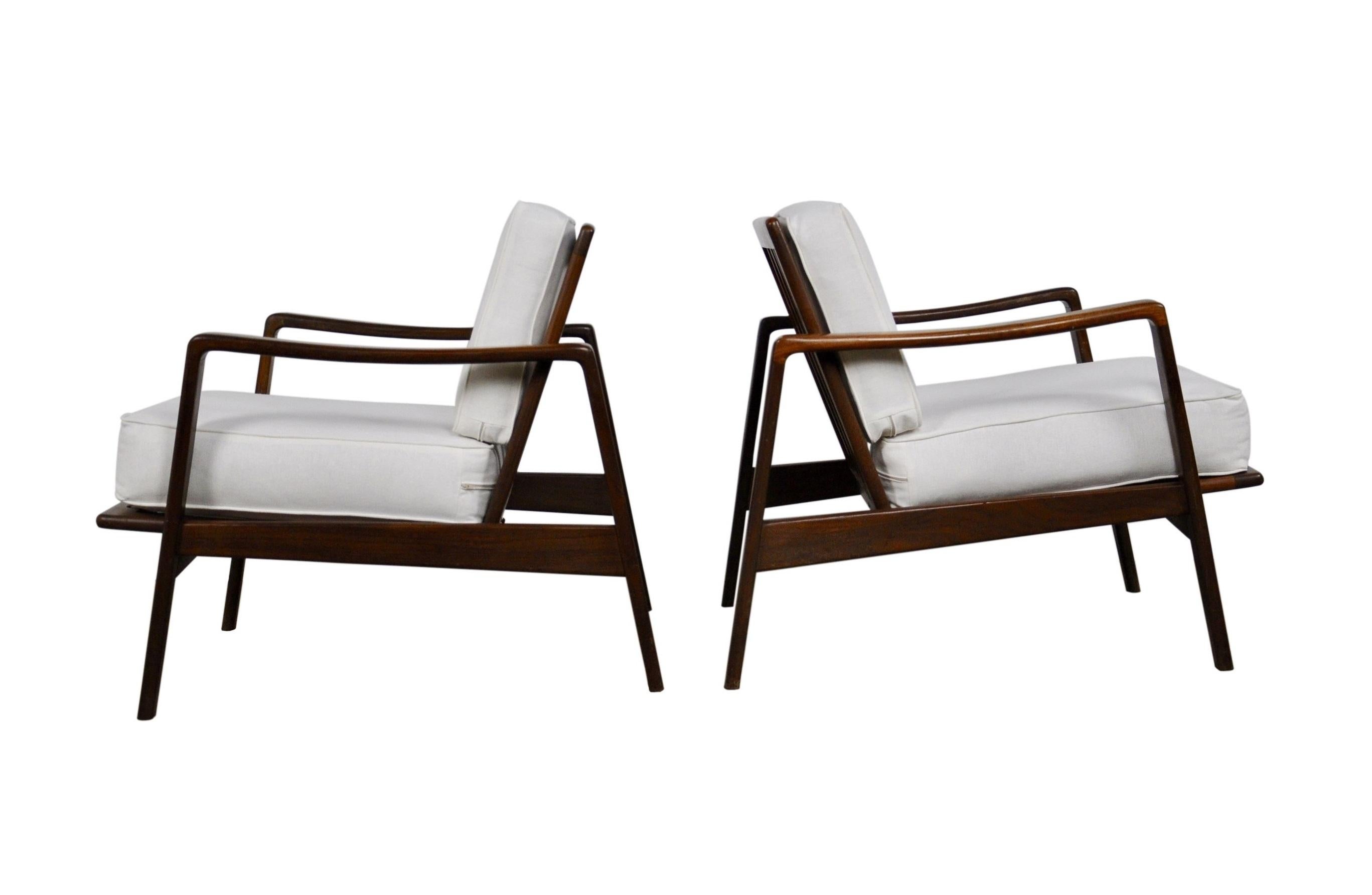 1960er Arne Wahl Iversen Easy Chairs von Komfort, Dänemark im Zustand „Gut“ im Angebot in Dallas, TX