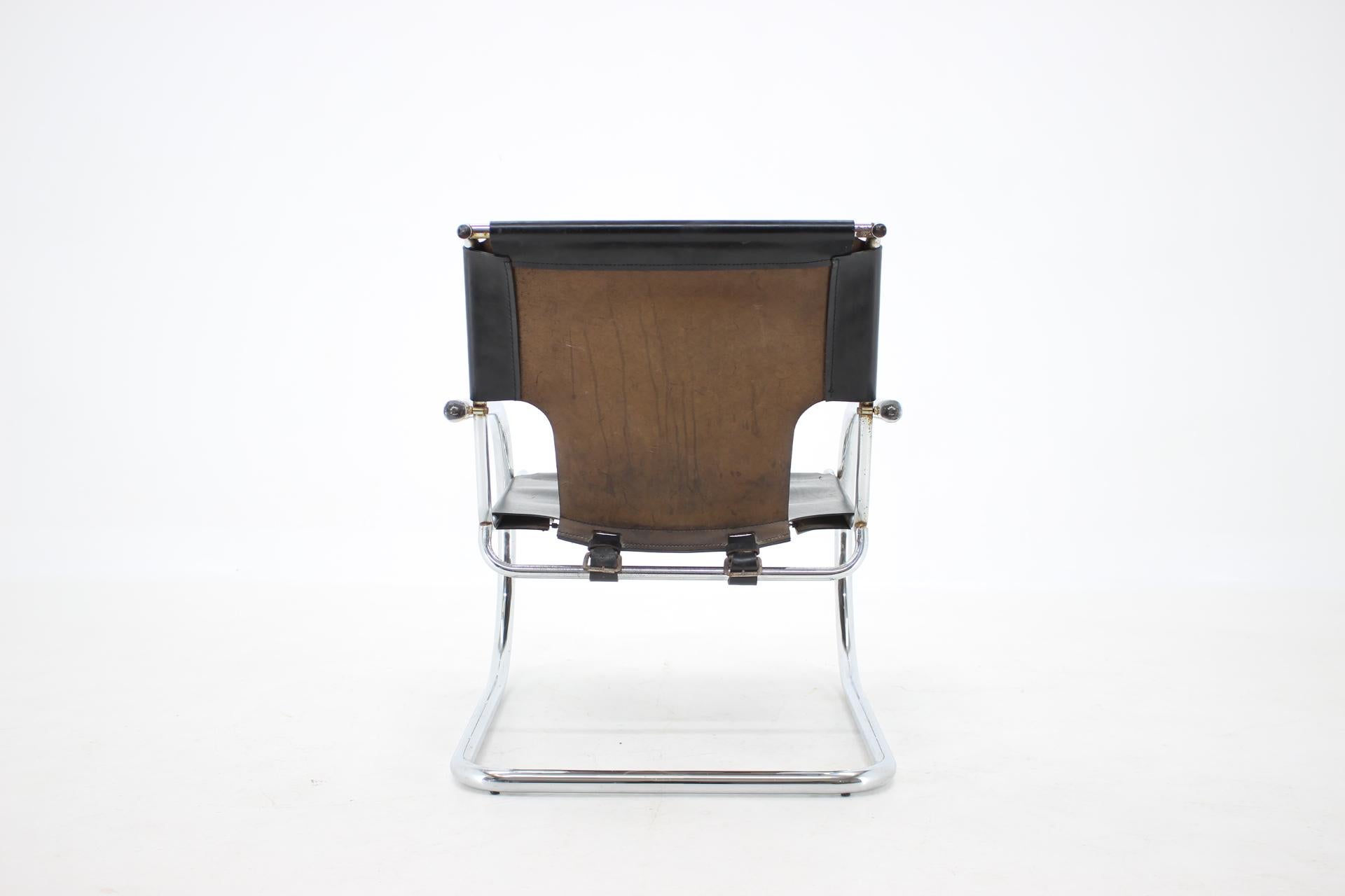 1960s Arrben Chrome and Leather Cantilever Chair, Italy In Good Condition In Praha, CZ