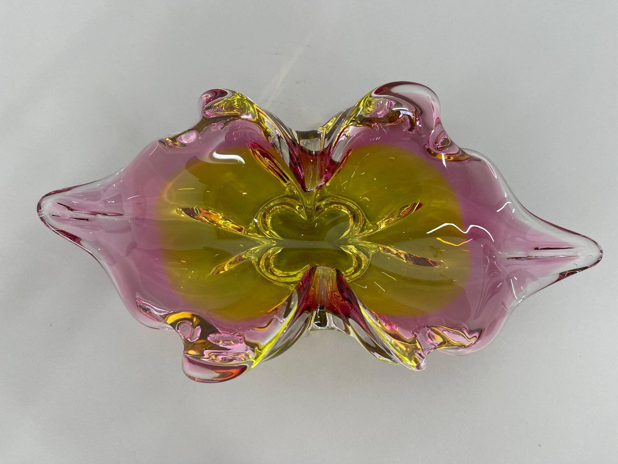 Mid-Century Modern 1960's Art Glass Bowl by Designer Josef Hospodka, Czechoslovakia For Sale