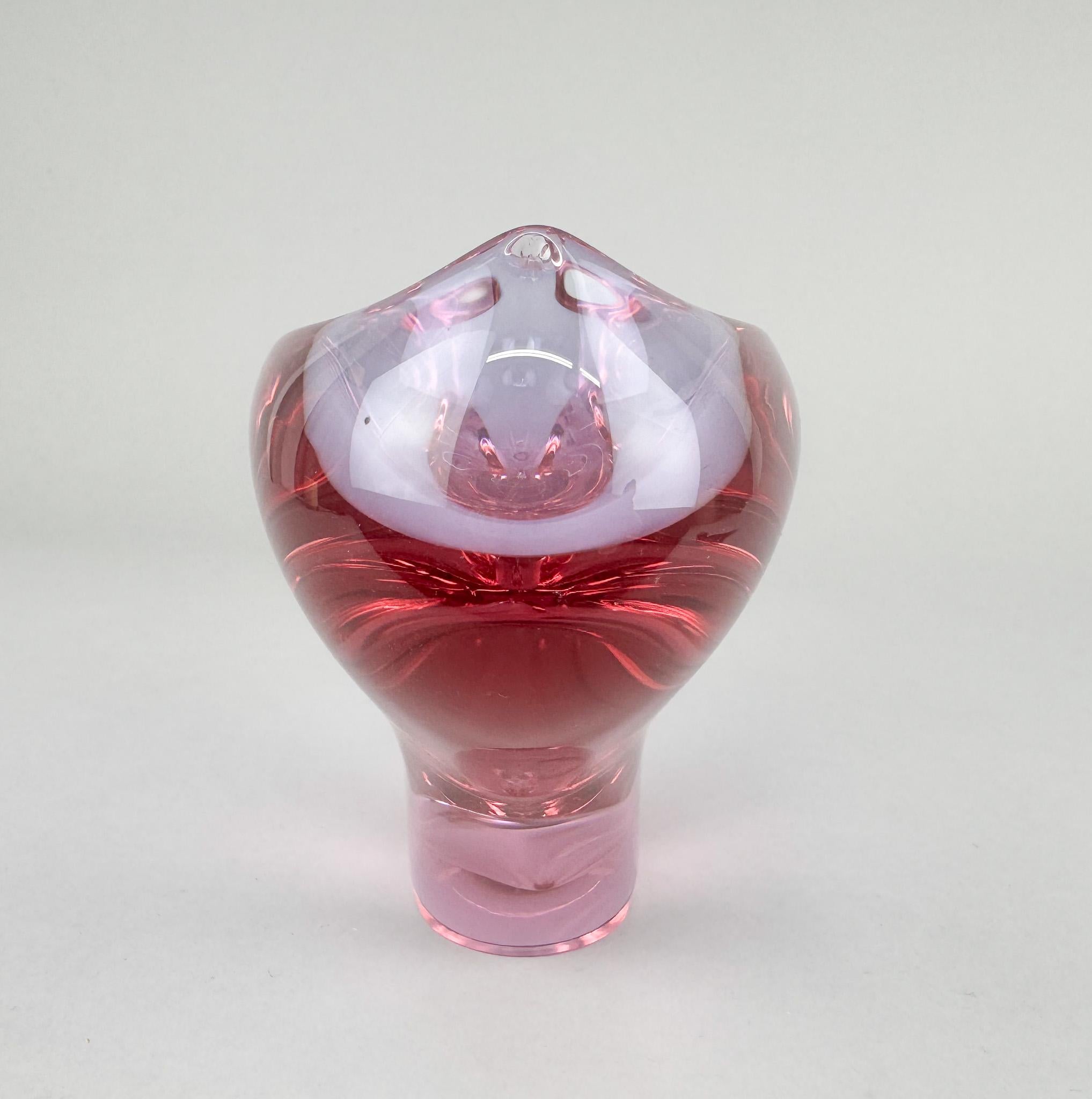 20ième siècle Bol en verre d'art des années 1960 du designer de verre Miloslav Klinger, Tchécoslovaquie en vente