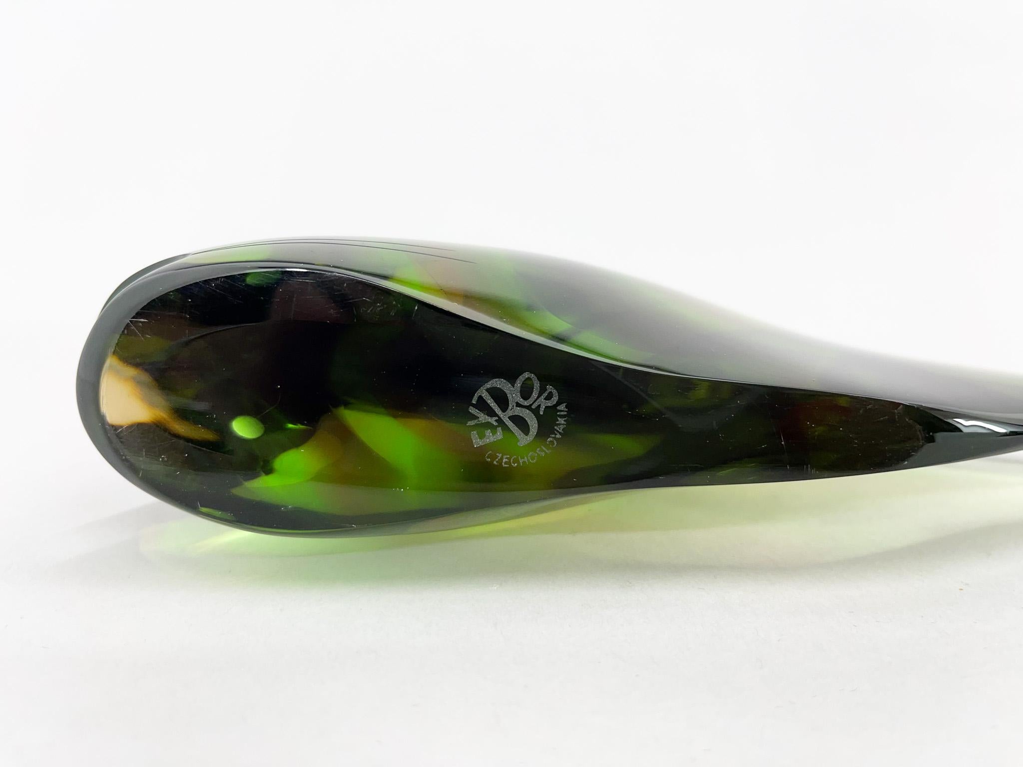 1960's Art Glass Fish Designed by Stanislav Honzík for Nový Bor Glassworks For Sale 2