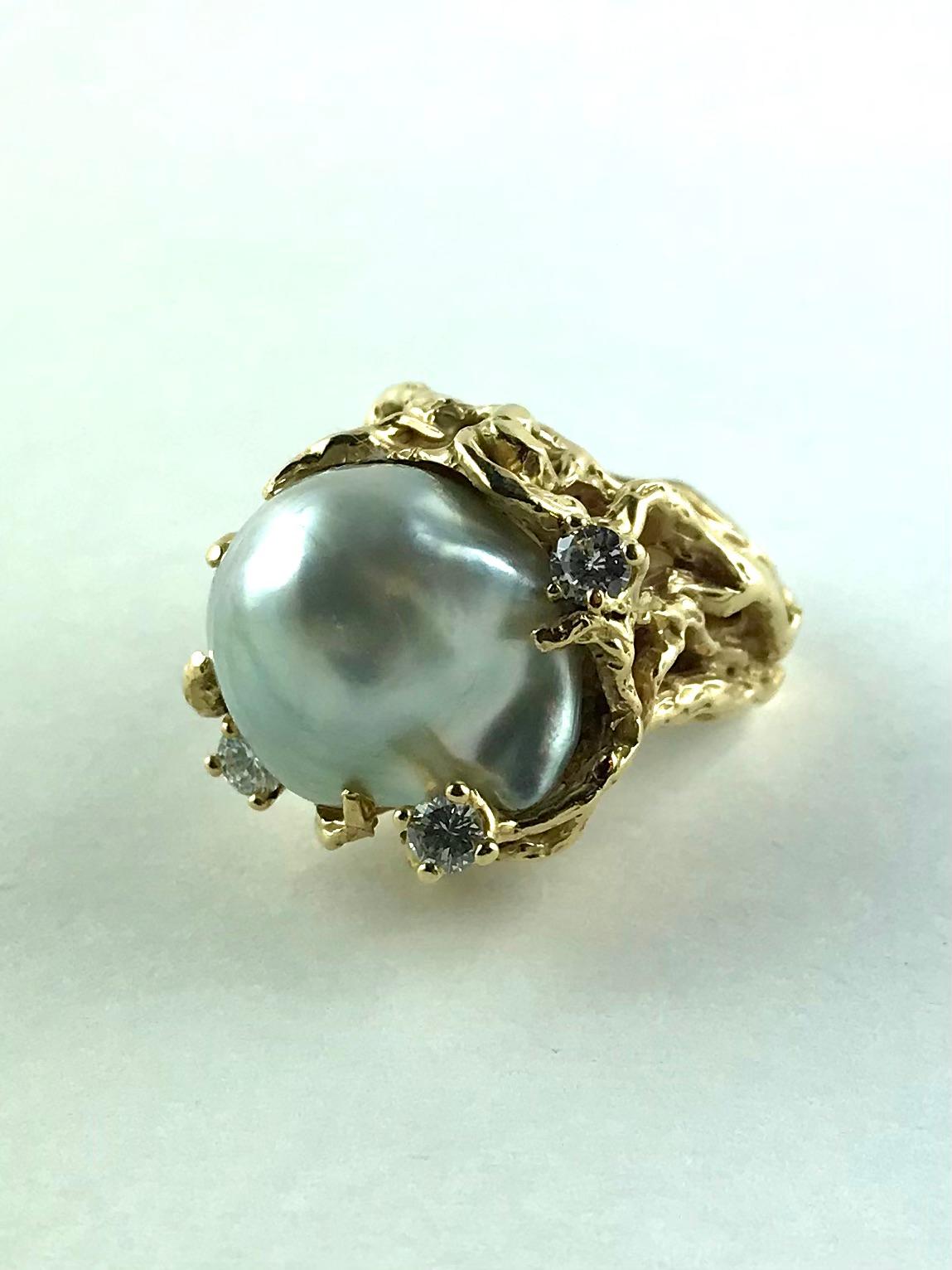 Brilliant Cut 1960s Arthur King South Sea Pearl, Diamond and Gold Cocktail Ring For Sale