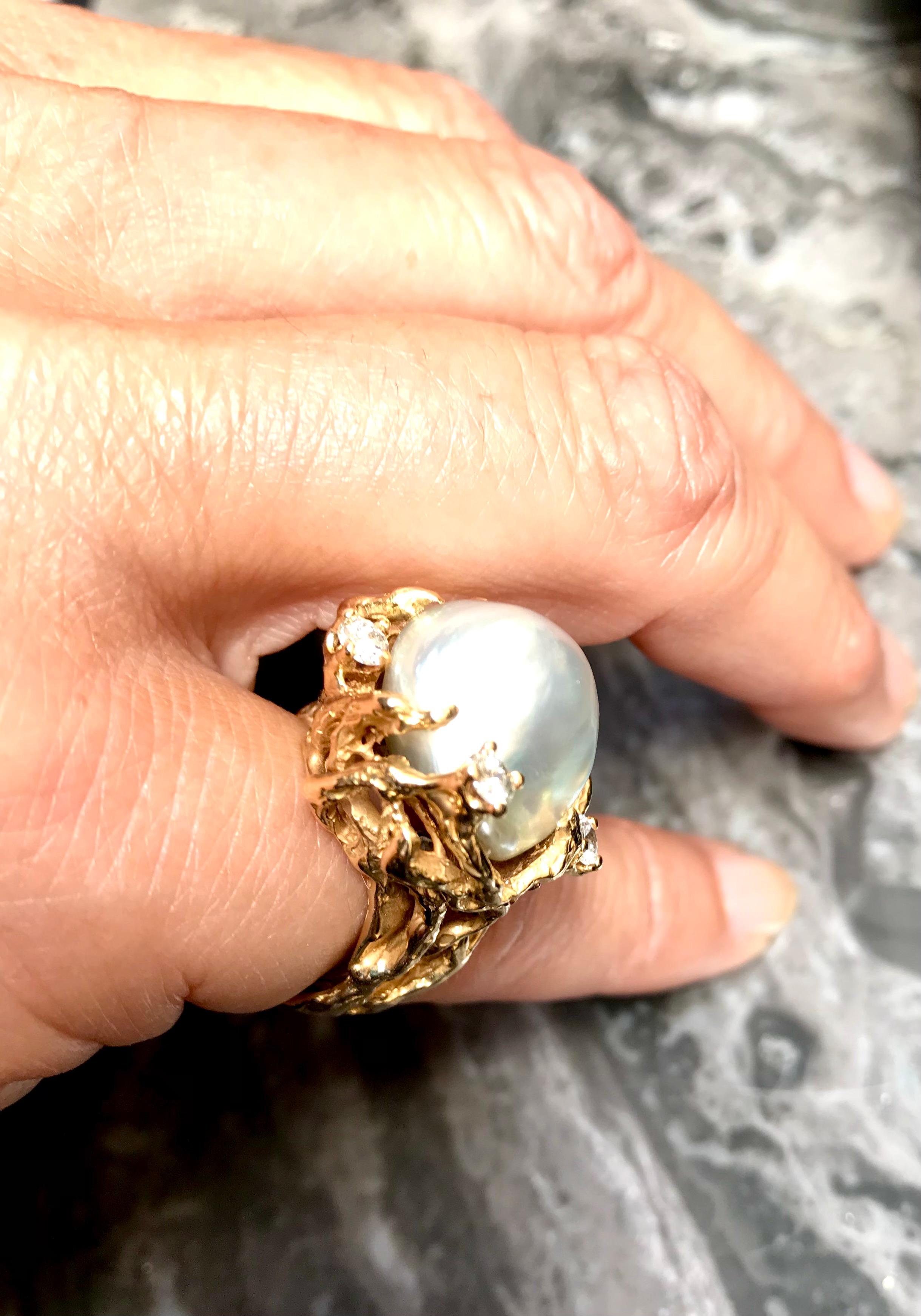 1960s Arthur King South Sea Pearl, Diamond and Gold Cocktail Ring For Sale 3