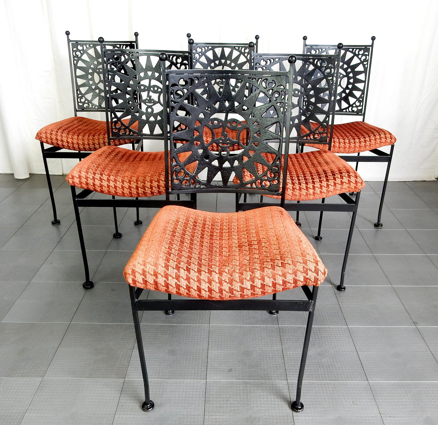 Rare set of six dining chairs from the Mayan collection of Shaver Howard Furniture CO.
Designed by Arthur Umanoff and produced in the late 1960s.
These chairs have original black enamel finish with upholstered saddle seats
in Alexander Girard