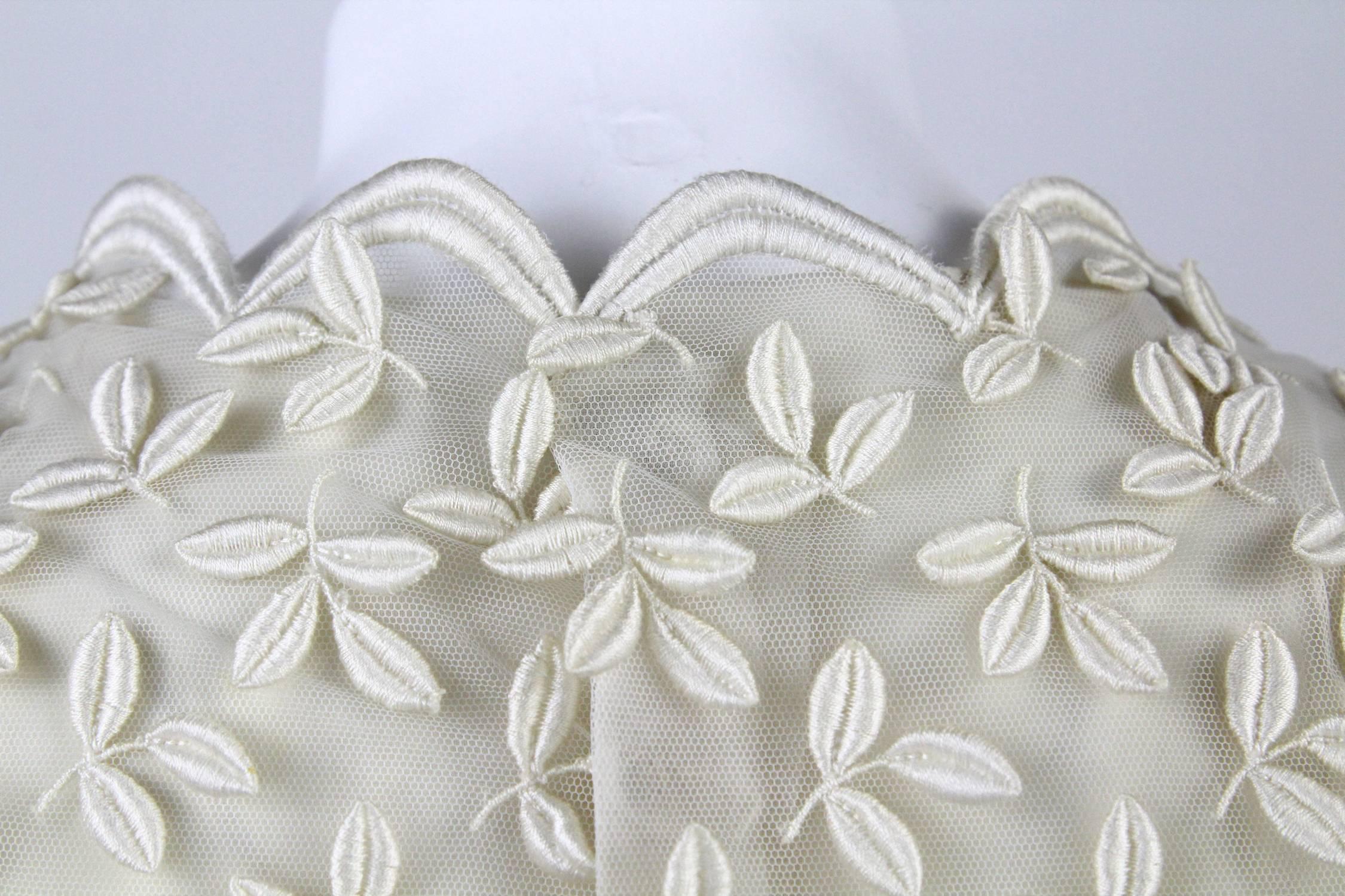 Women's 1960s Artisanal Off- White Wedding Gown