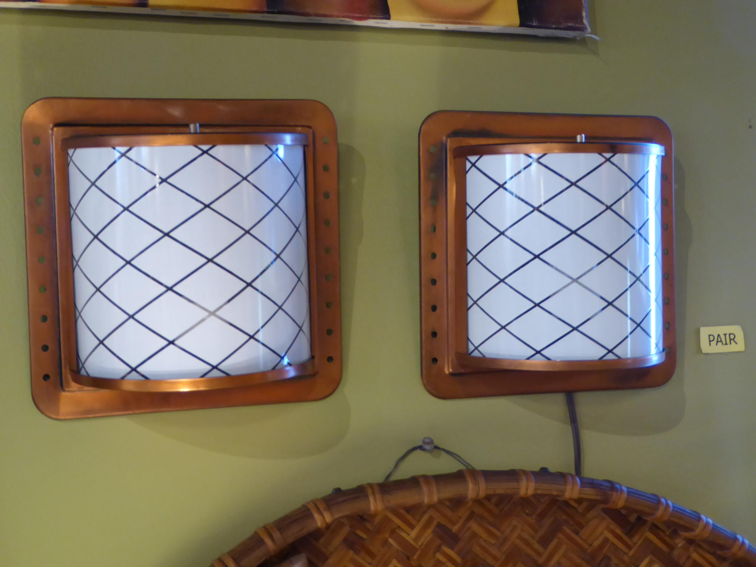 1960s Arts & Crafts Style Pair of Copper Wall Lights with Glass Diffusers 4