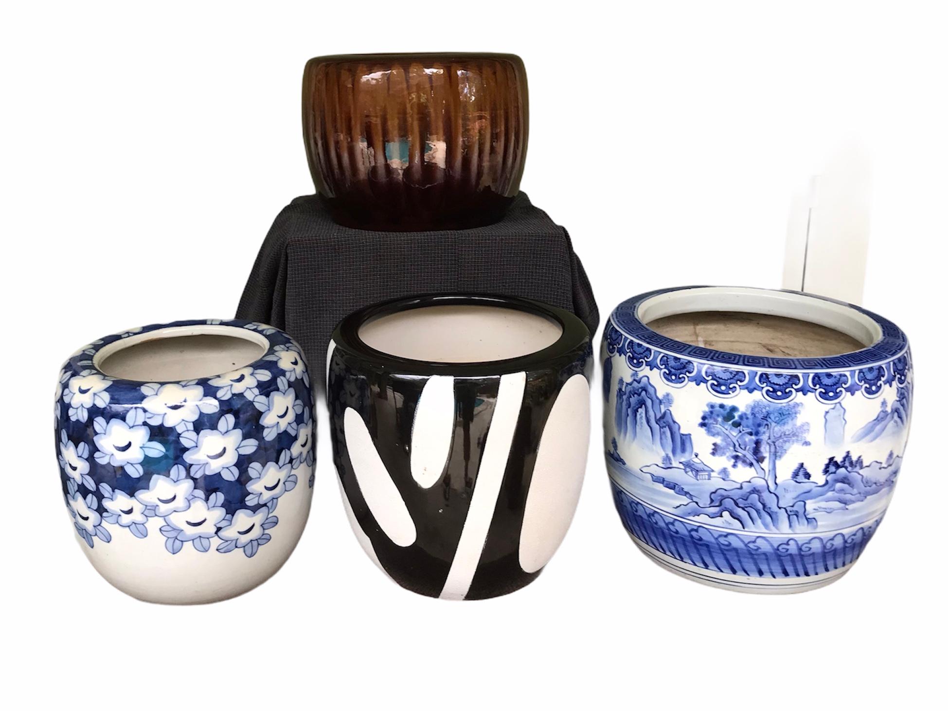 1960s Asian Modern Pair of Blue & White Ceramic Hibachis Floral Motif, Japan 3