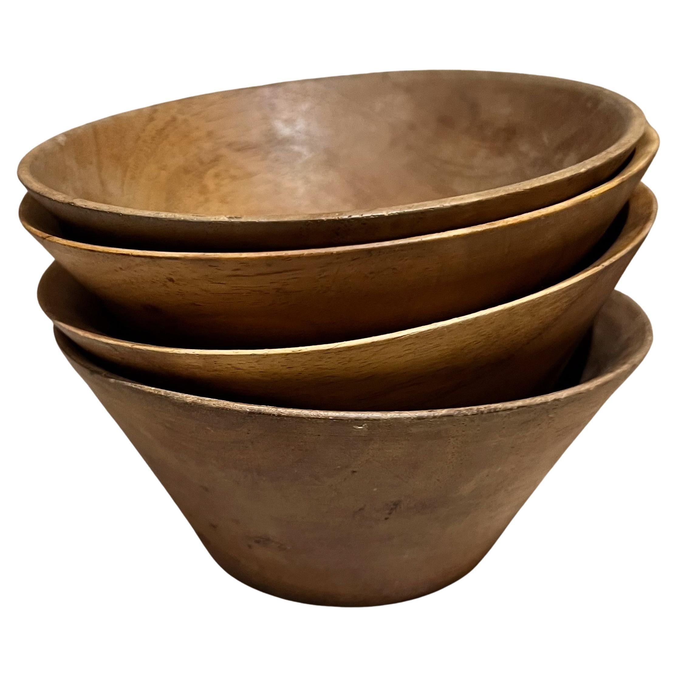 1960 Surtido de cuencos de madera Juego de cuatro piezas