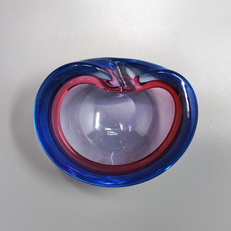 Mid-20th Century 1960s Astonishing Blue and Pink Ashtray/Vide Poche By Flavio Poli for Seguso For Sale