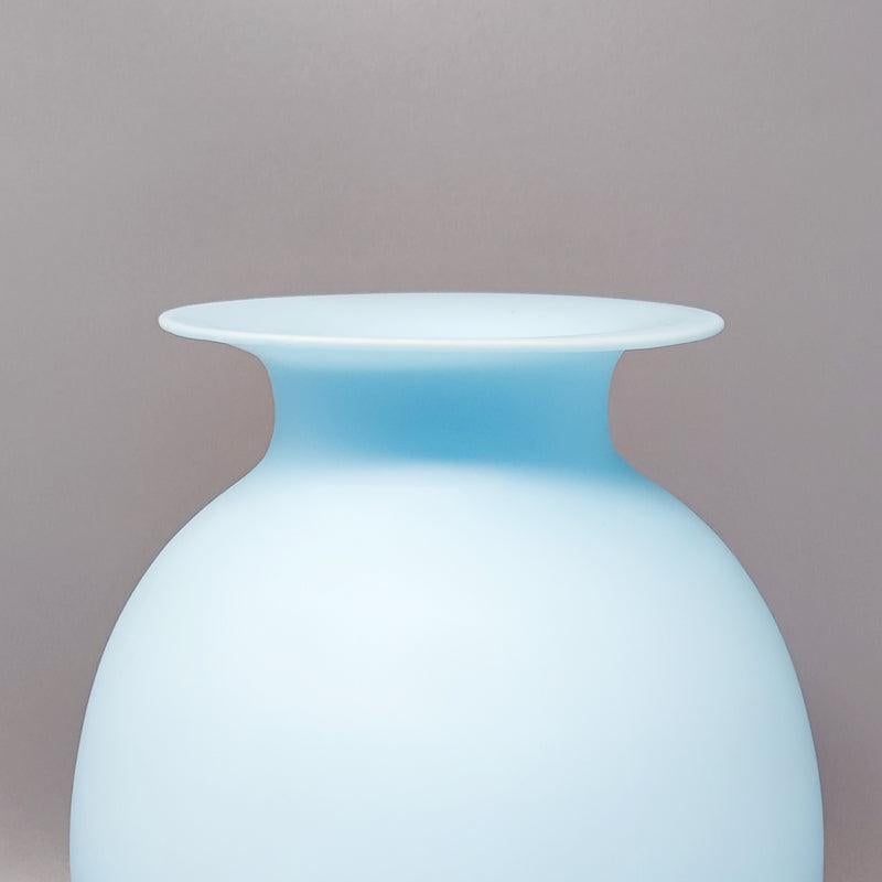 1960s Astonishing Blue Vase by Ca' Dei Vetrai in Murano Glass, Made in Italy In Excellent Condition In Milano, IT