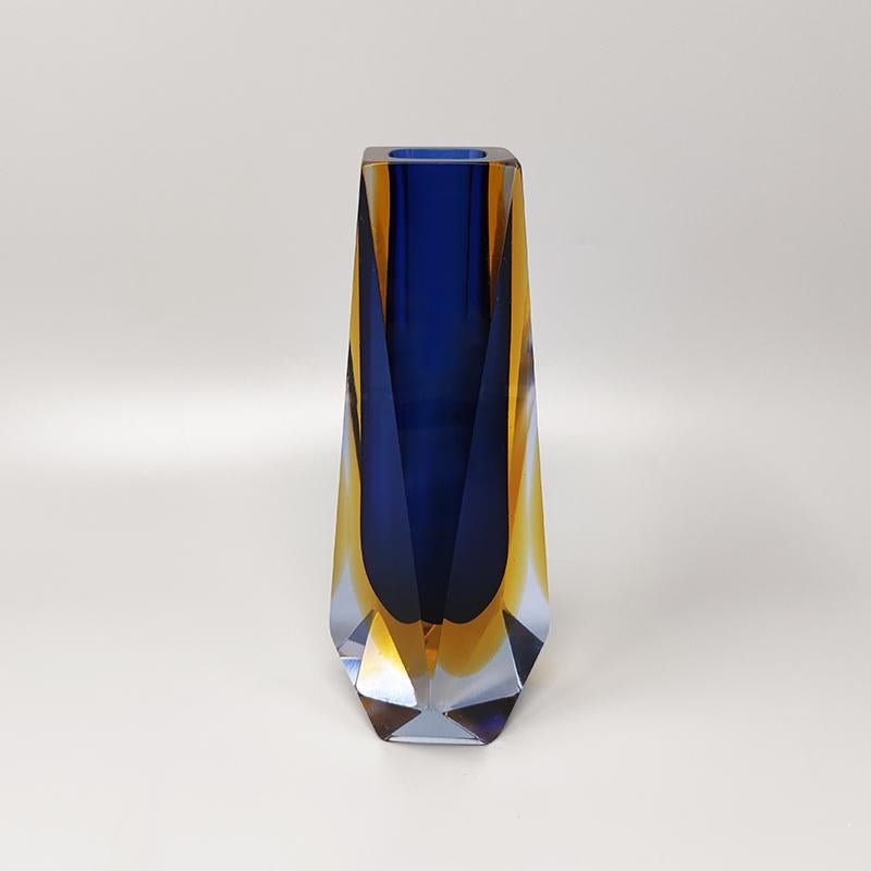 1960s Astonishing blue vase by Mandruzzato in Murano glass. Made in Italy. It's so rare in this color. This vase is a true piece of modern art. The item is in excellent condition.
Dimension:
diam 3,54 x 8,26 H inches
diam 9 cm x 21 H cm.