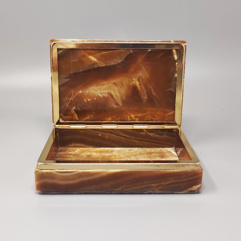 1960s Astonishing Box in Onyx. Made in Italy In Excellent Condition For Sale In Milano, IT