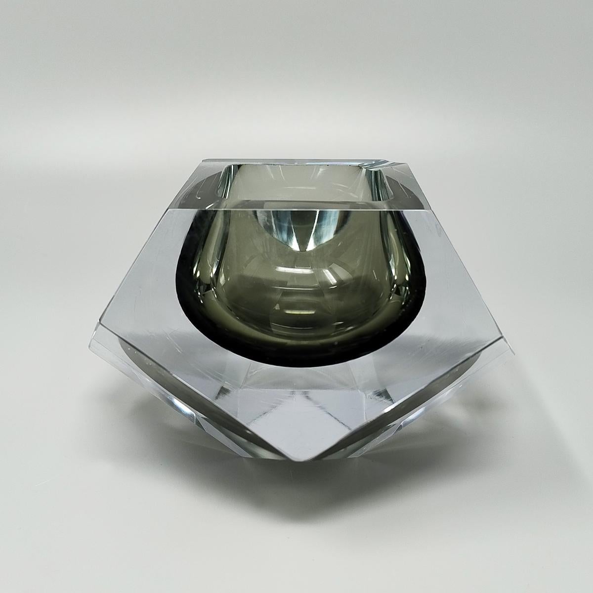 Mid-Century Modern 1960s Astonishing Large Grey Ashtray or Catch-All By Flavio Poli for Seguso For Sale