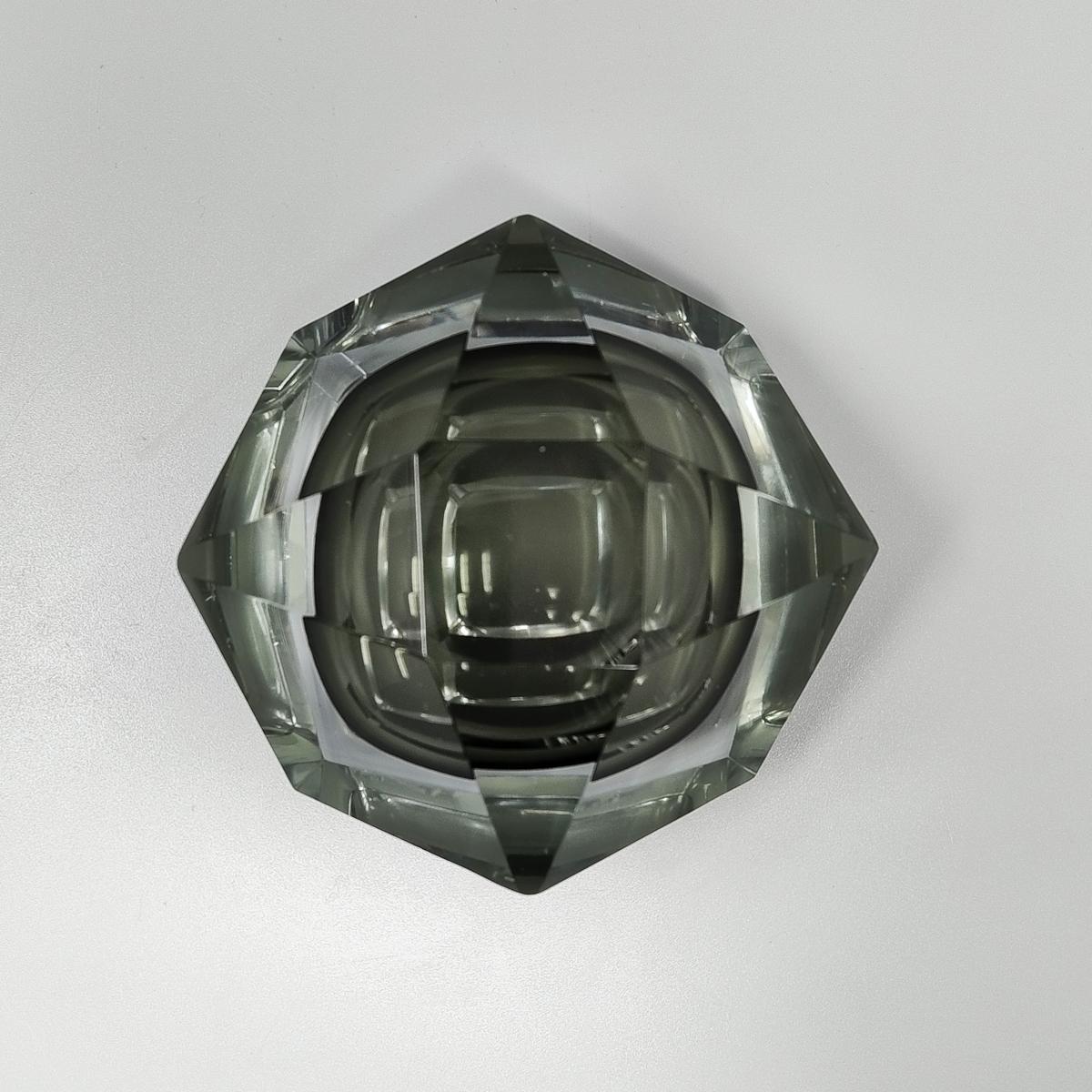 1960s Astonishing Large Grey Ashtray or Catch-All By Flavio Poli for Seguso In Excellent Condition For Sale In Milano, IT