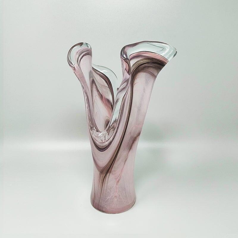 1960er Jahre Erstaunliche Skulptur Vase von Ca dei Vetrai in Murano Glas. Hergestellt in Italien. Der Artikel ist in ausgezeichnetem Zustand.
Dimension:
Durchmesser 6,69 x 10,62 H Zoll
Durchmesser cm 17 x cm 27 H 