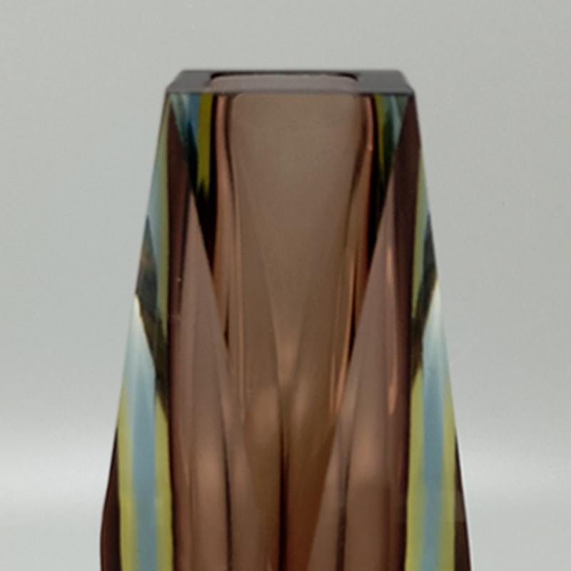 Italian 1960s Astonishing Vase in Murano Glass By Flavio Poli for Seguso. Made in Italy For Sale