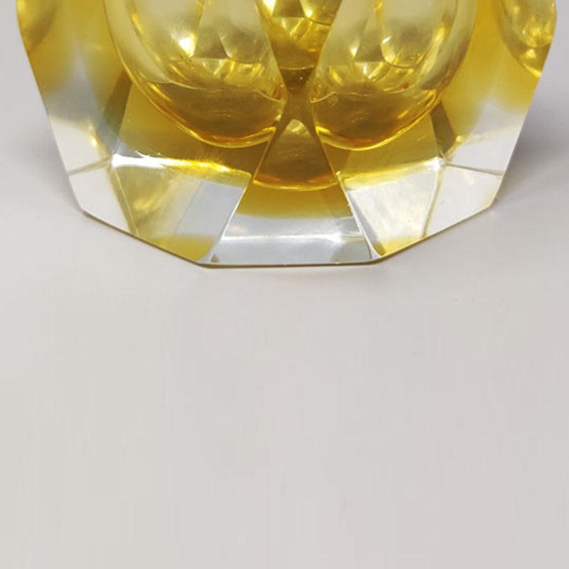 1960s Astonishing Yellow Table Lighter in Murano Sommerso Glass By Flavio Poli  1