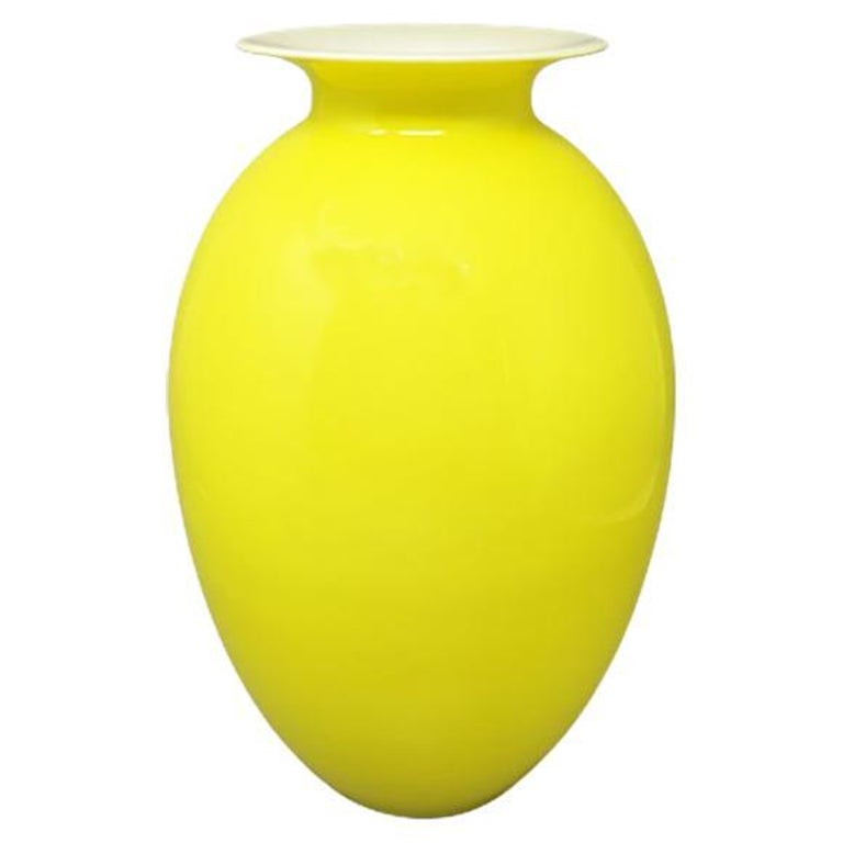 1960s Astonishing Yellow Vase By Dogi in Murano Glass. Made in Italy