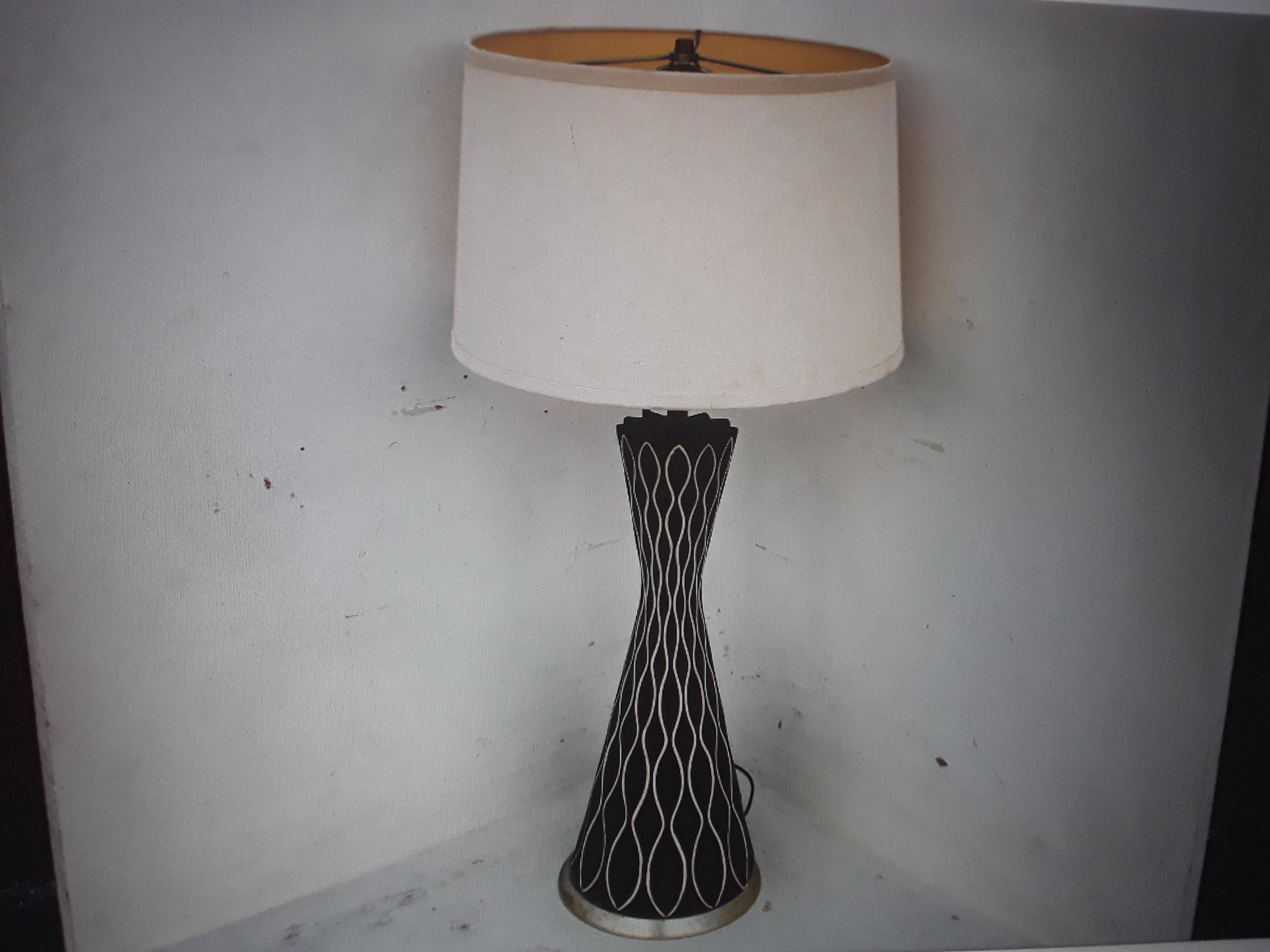 1960 Atomic Age Mid Century Modern Futuristic 3 Light Table Lamp en vente 3