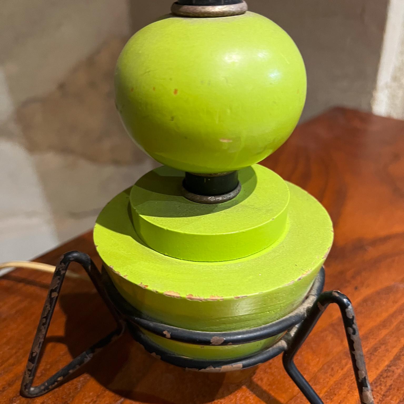 1960s Atomic Lime Green Wood Table Lamp Tripod Iron Base For Sale 1