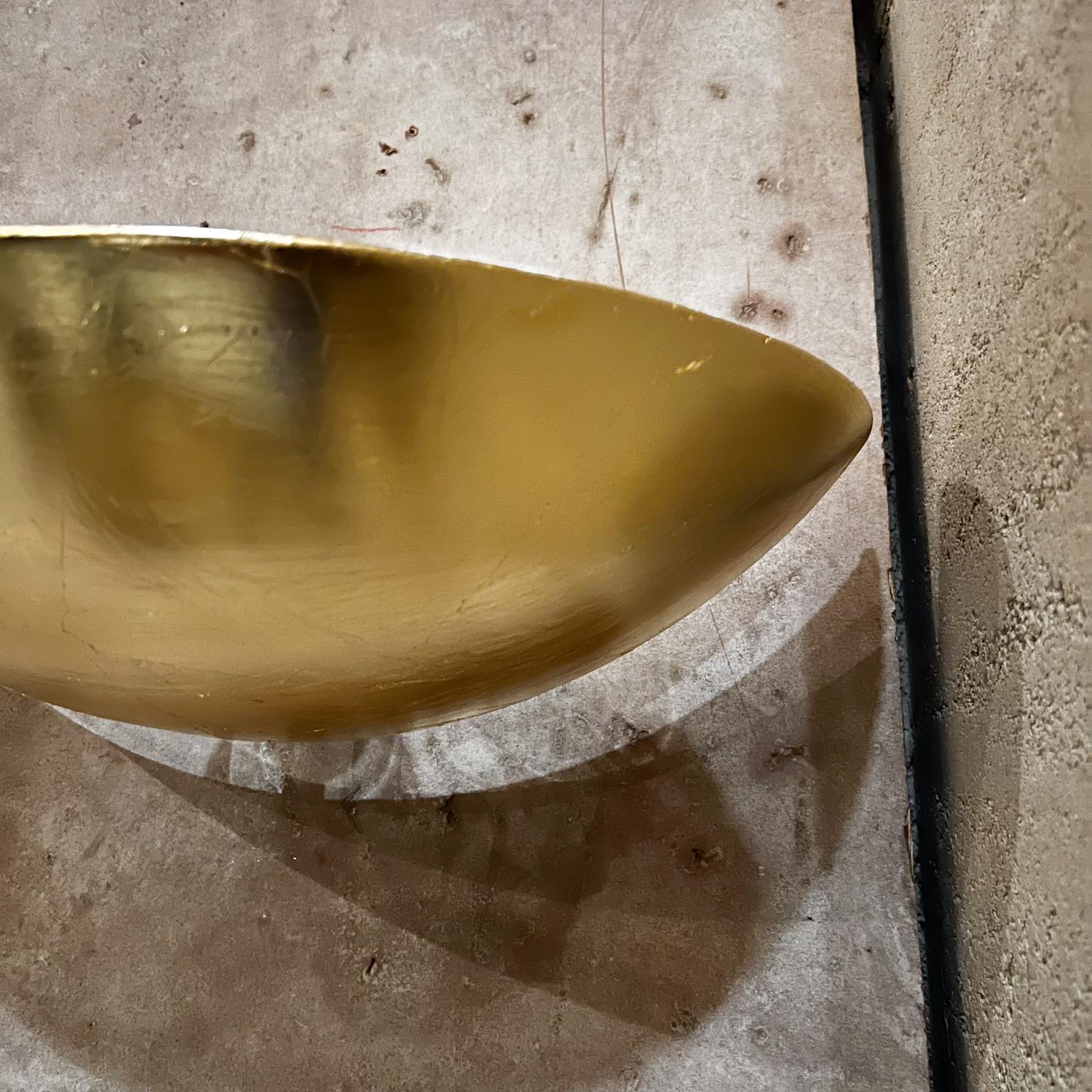 1960s Atomic Modern Gold Leaf Demilune Wall Sconce Pair en vente 4