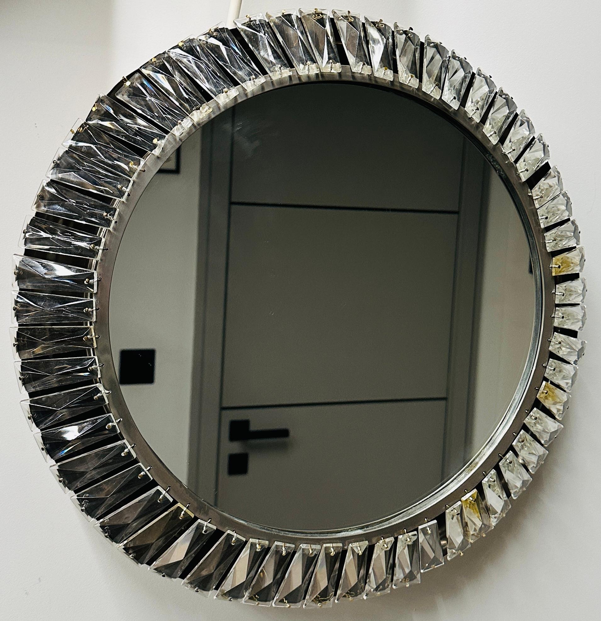 1960s Austrian Bakalowits & Söhne illuminated Faceted Crystal & Chrome Mirror For Sale 7