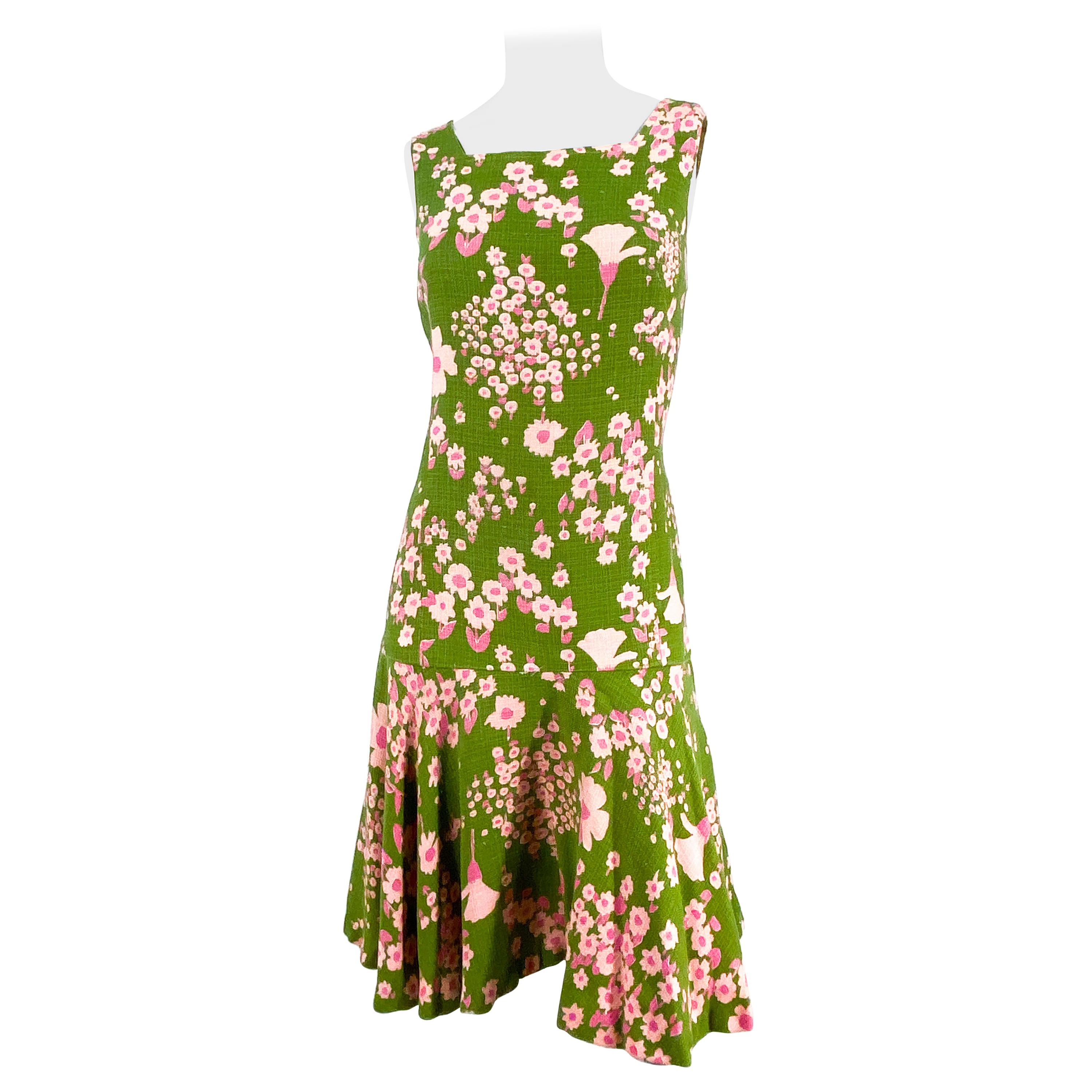 1960s Avocado Green Floral Printed Drop-Waist Day Dress For Sale