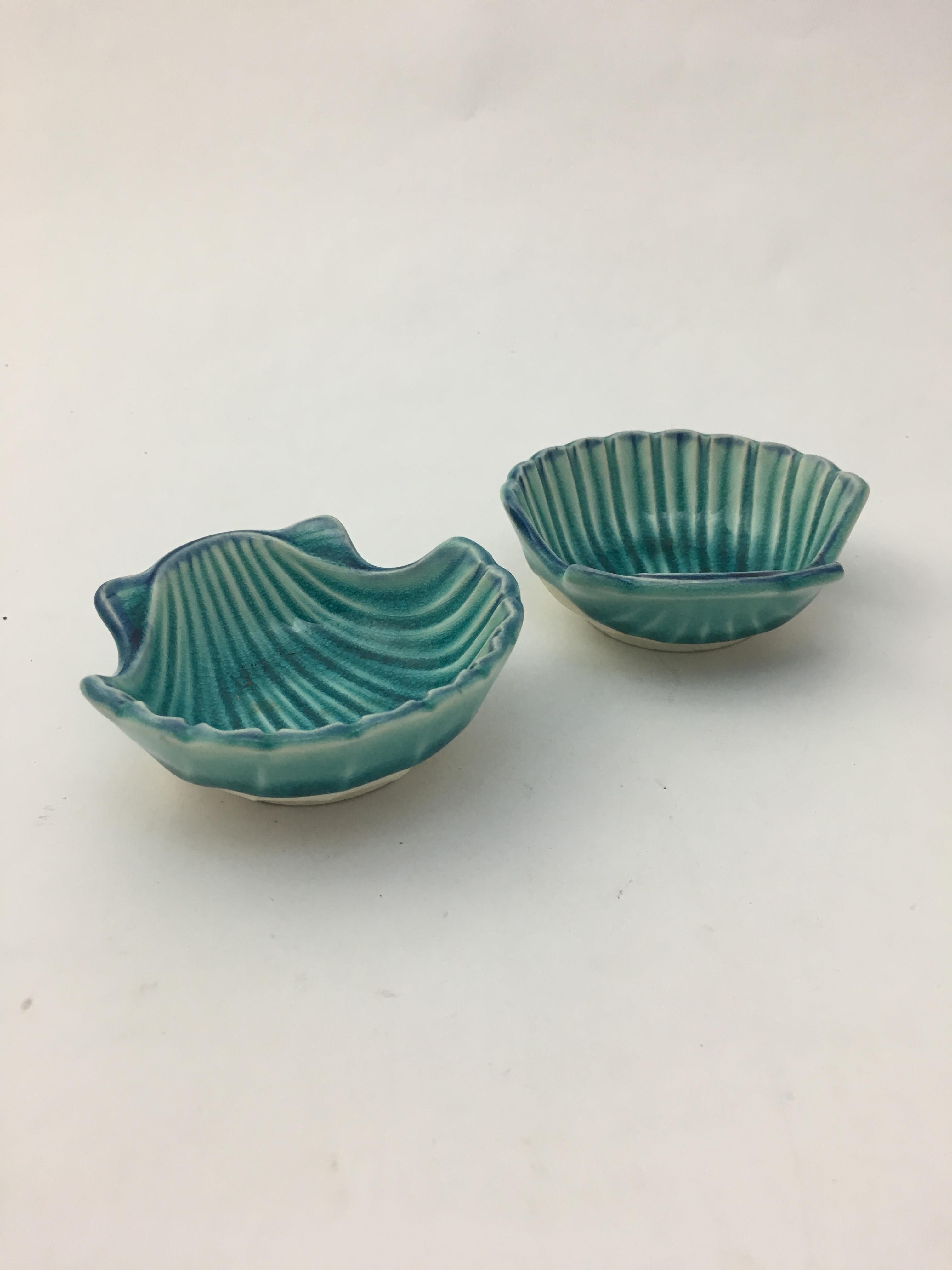Hollywood Regency 1960s Azure Blue Japanese Scallop Shell Bowls
