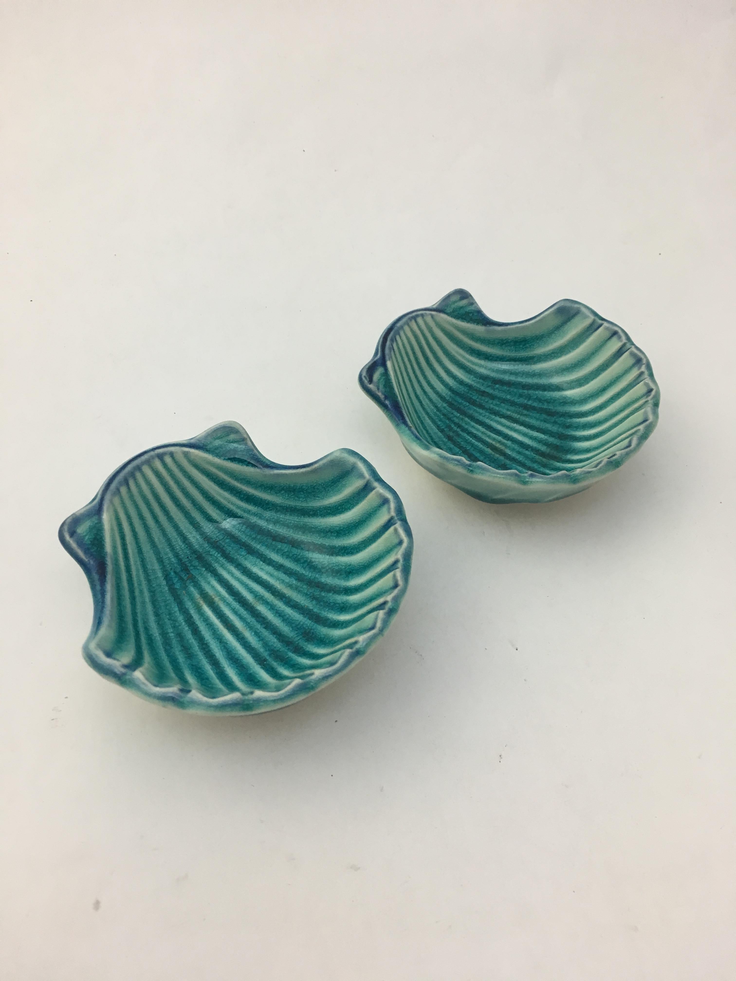 Cast 1960s Azure Blue Japanese Scallop Shell Bowls