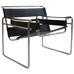 1960s B3 Wassily Chair Black Leather Marcel Breuer for Gavina, Italy, Bauhaus